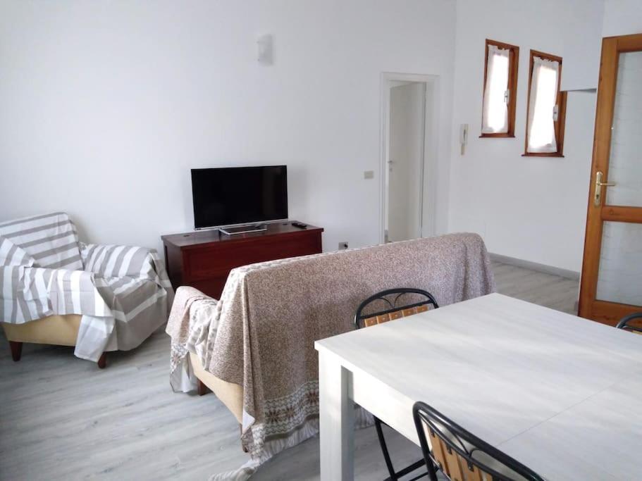 Two-Bedroom Deluxe Apartment photo 1