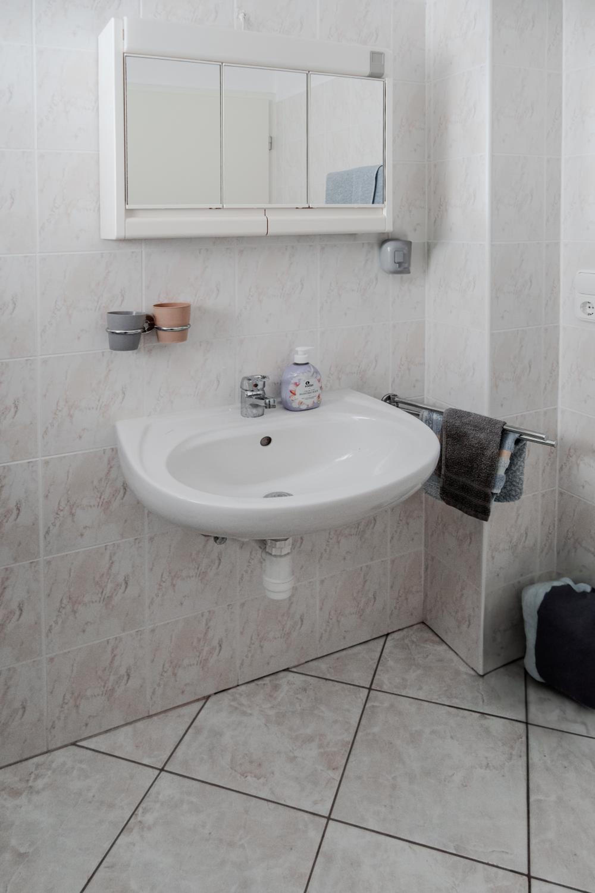 Double Room with Private Bathroom photo 2