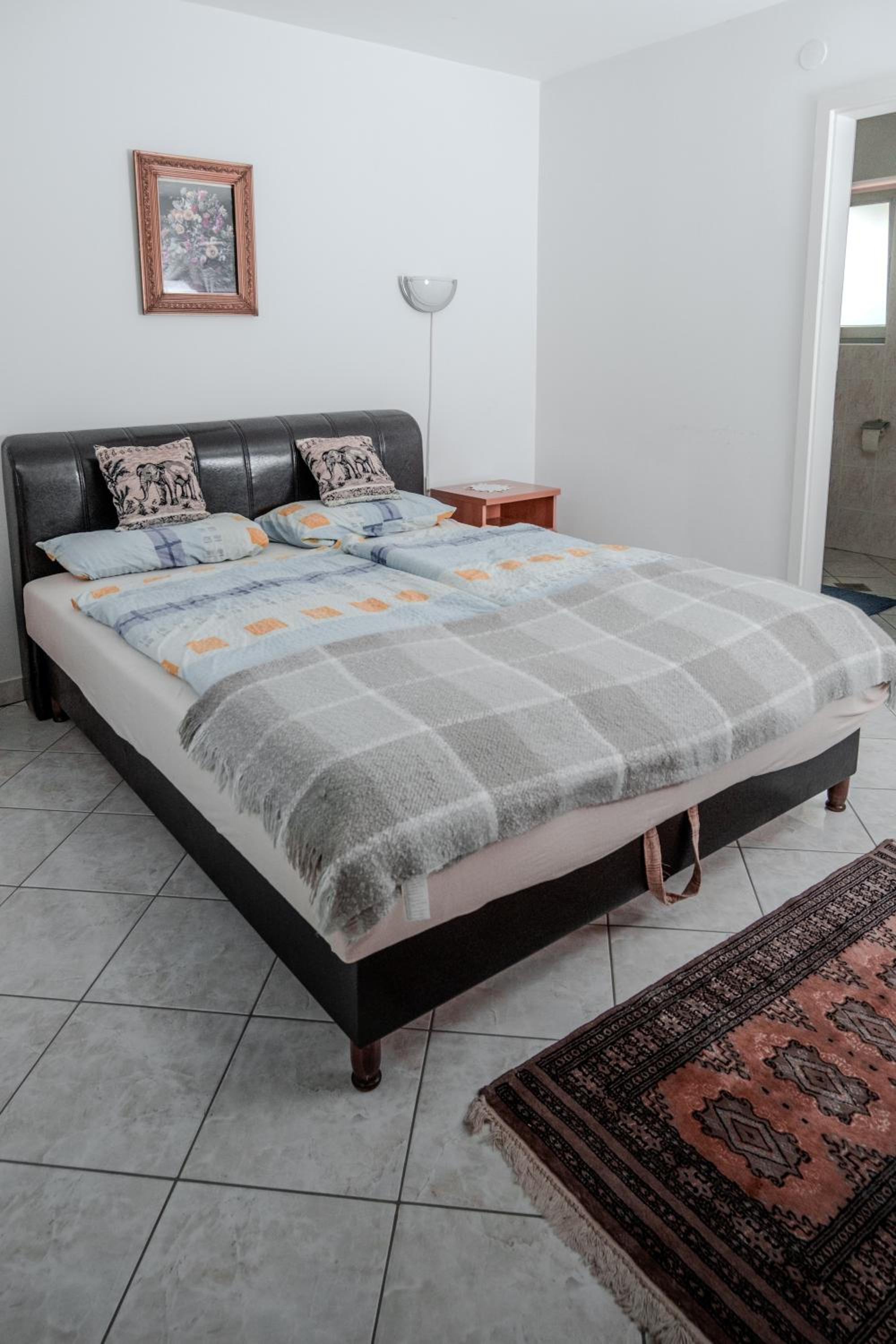 Double Room with Private Bathroom photo 1