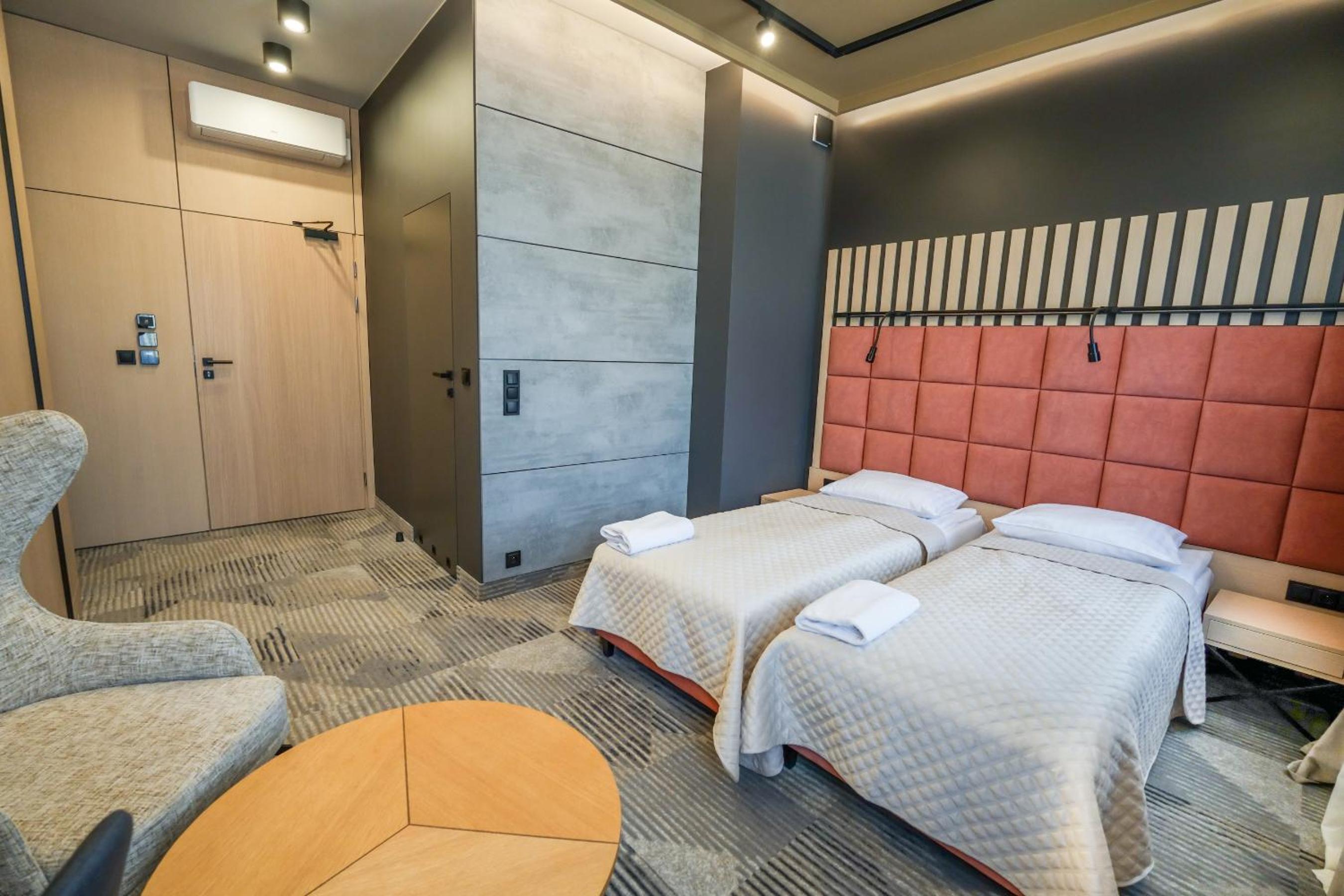 Deluxe Double or Twin Room - Photo 4