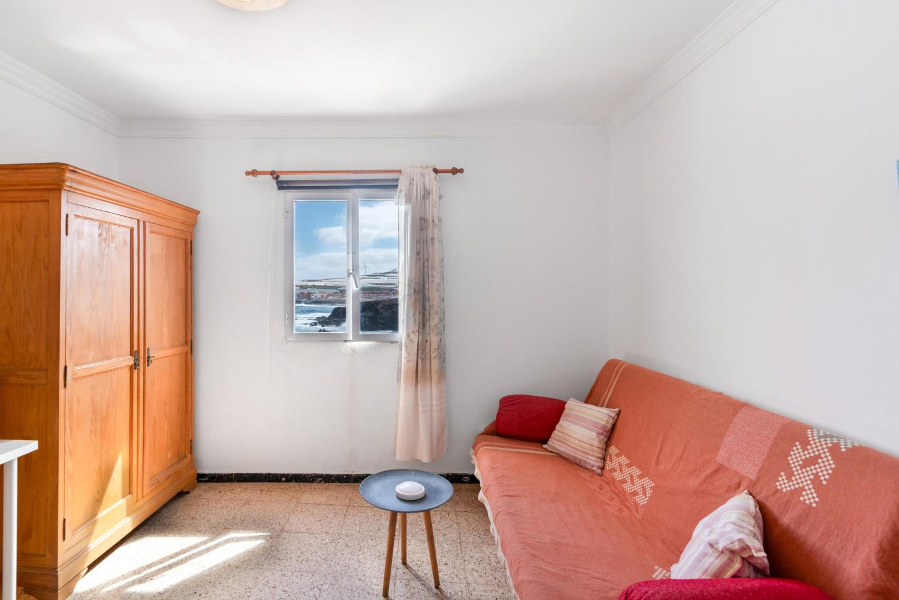 Two-Bedroom Deluxe Apartment with Ocean View photo 3
