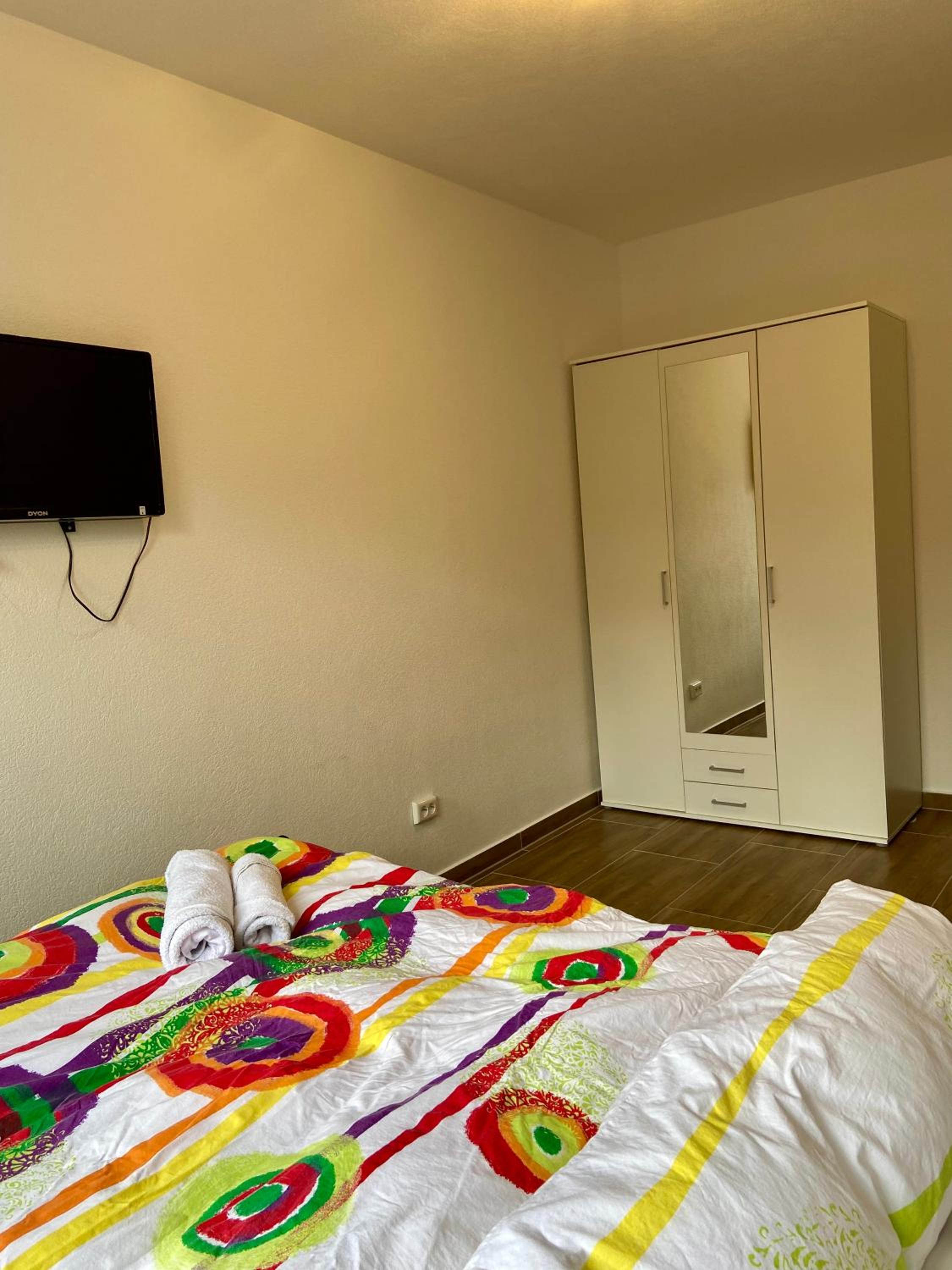 Double Room - Photo 7