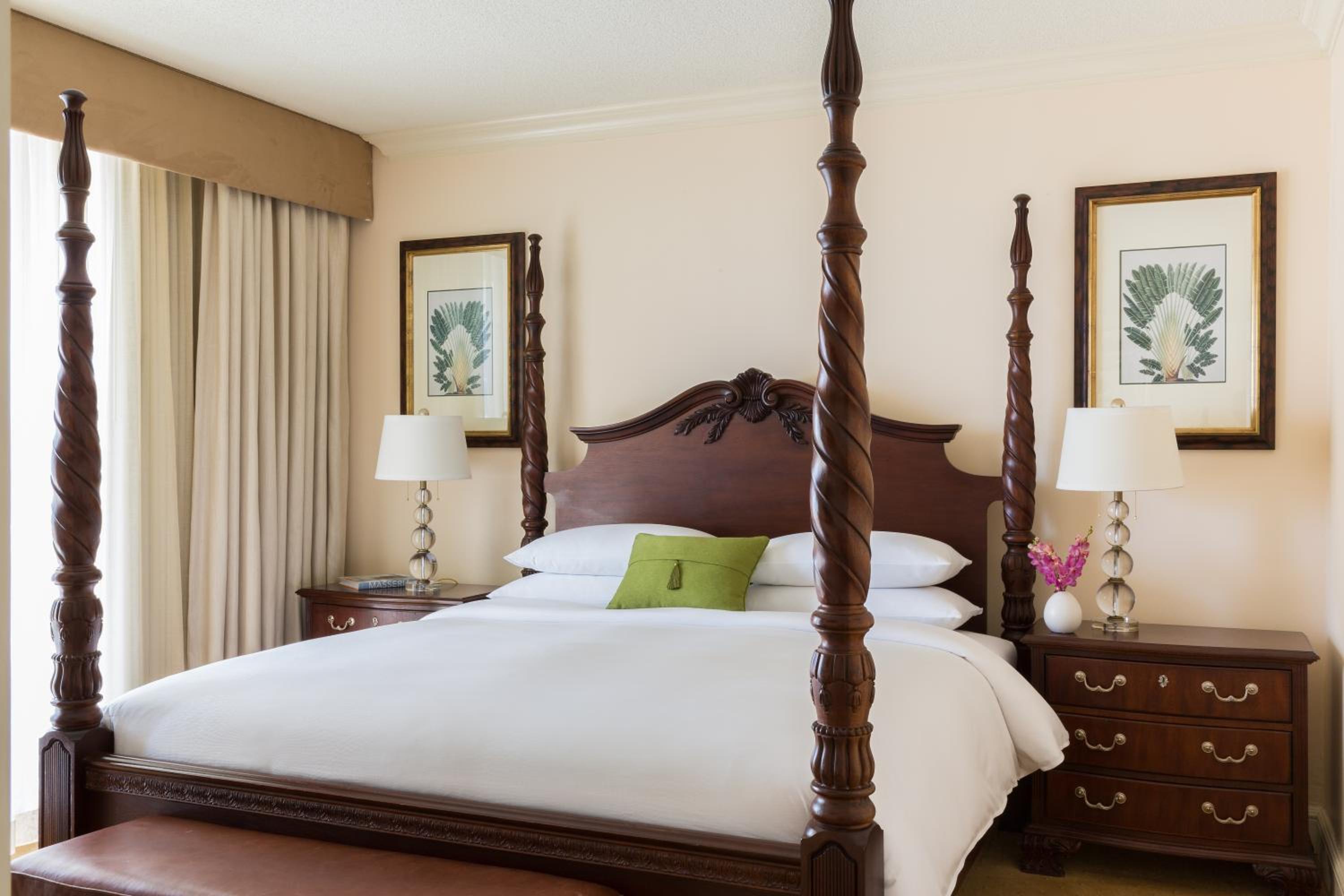 King Suite with Sofa Bed photo 1