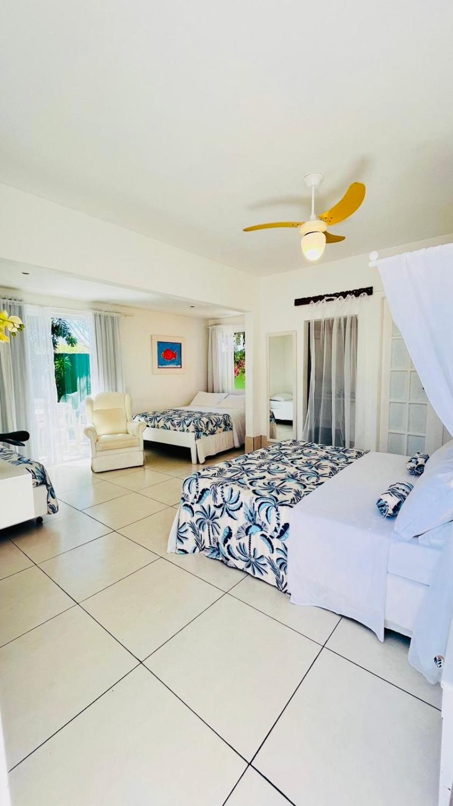 Deluxe Suite - Photo 2