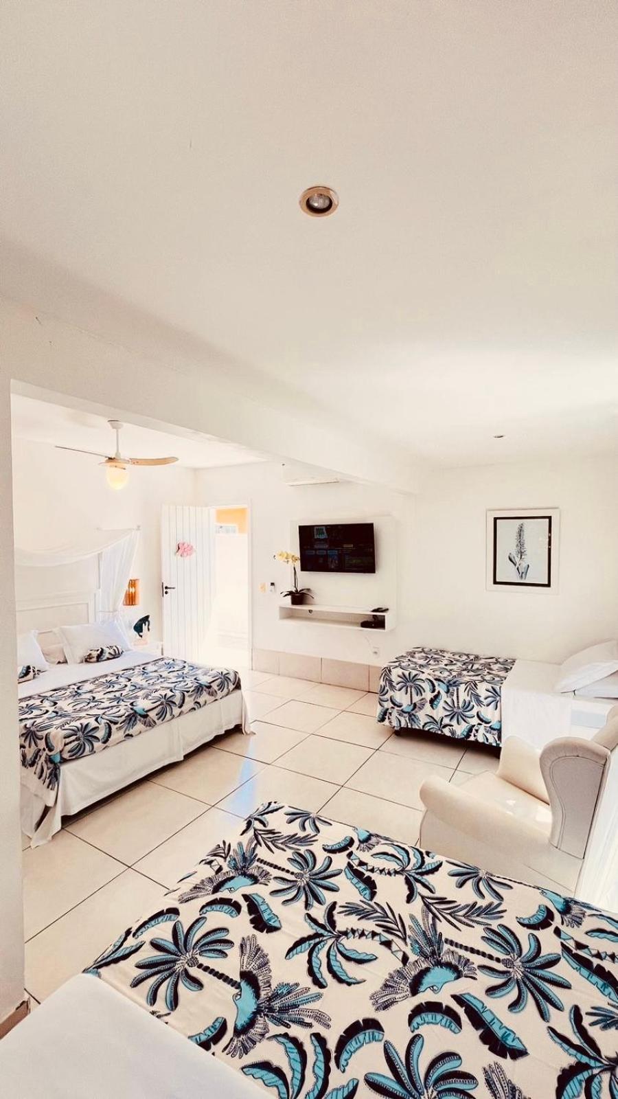 Deluxe Suite - Photo 18