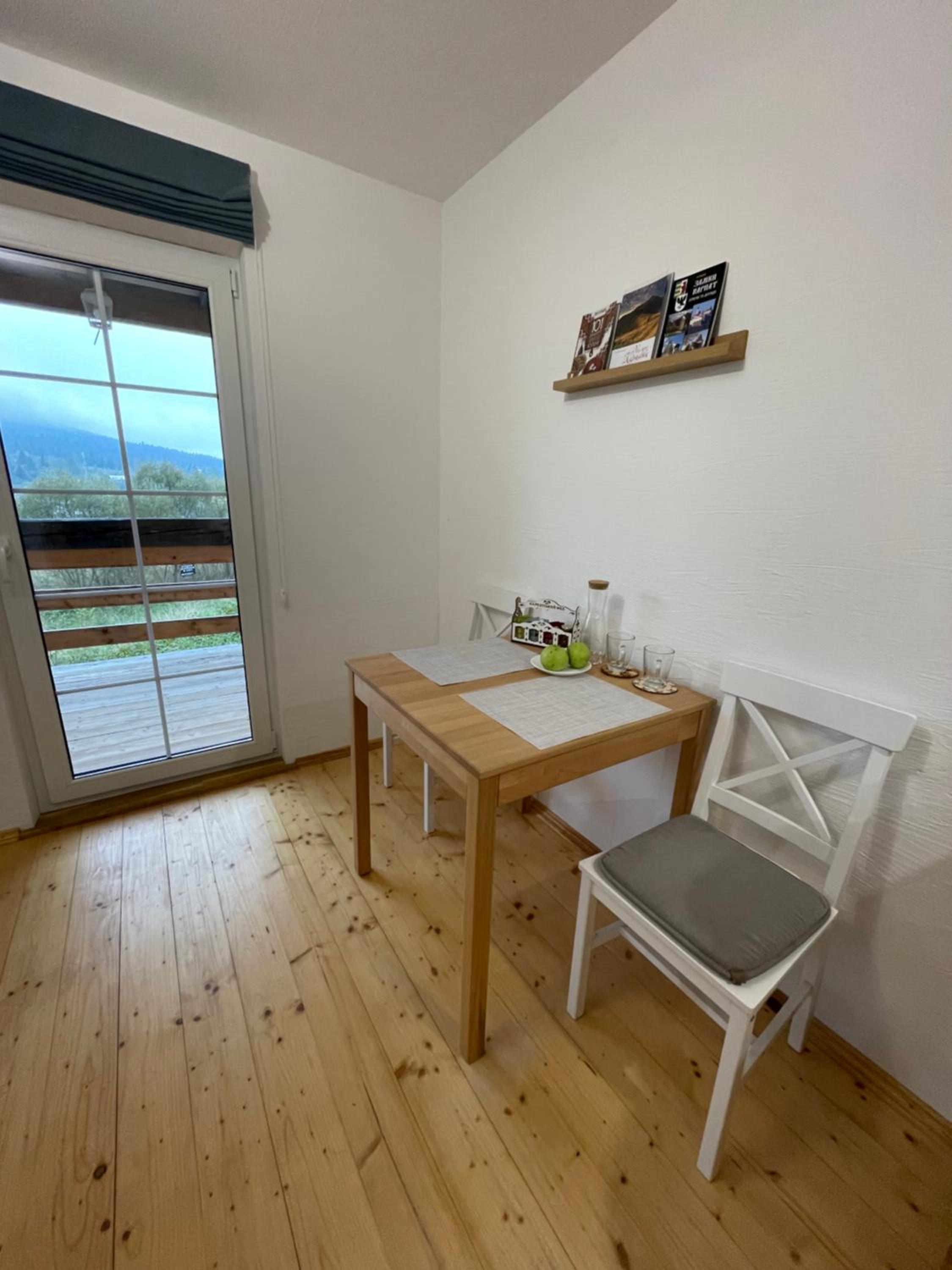 Studio Apartment photo 3
