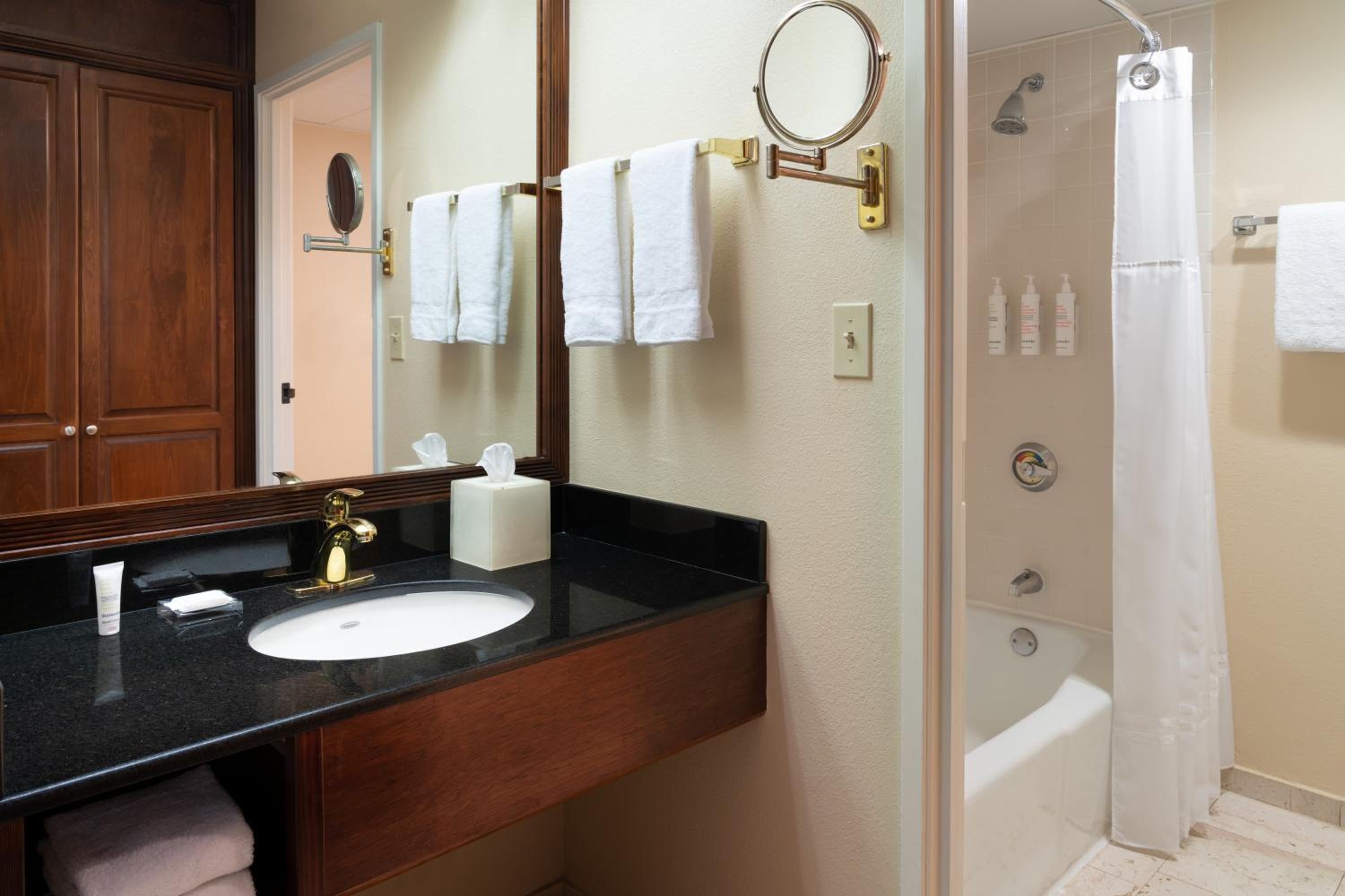 Concierge level, Guest room, 1 King