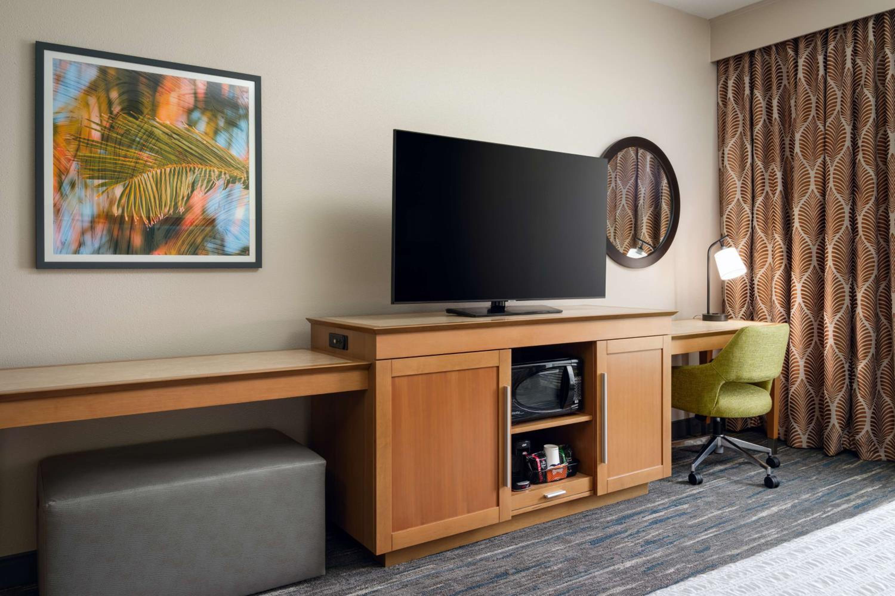 King Room - Mobility Access/Non-Smoking