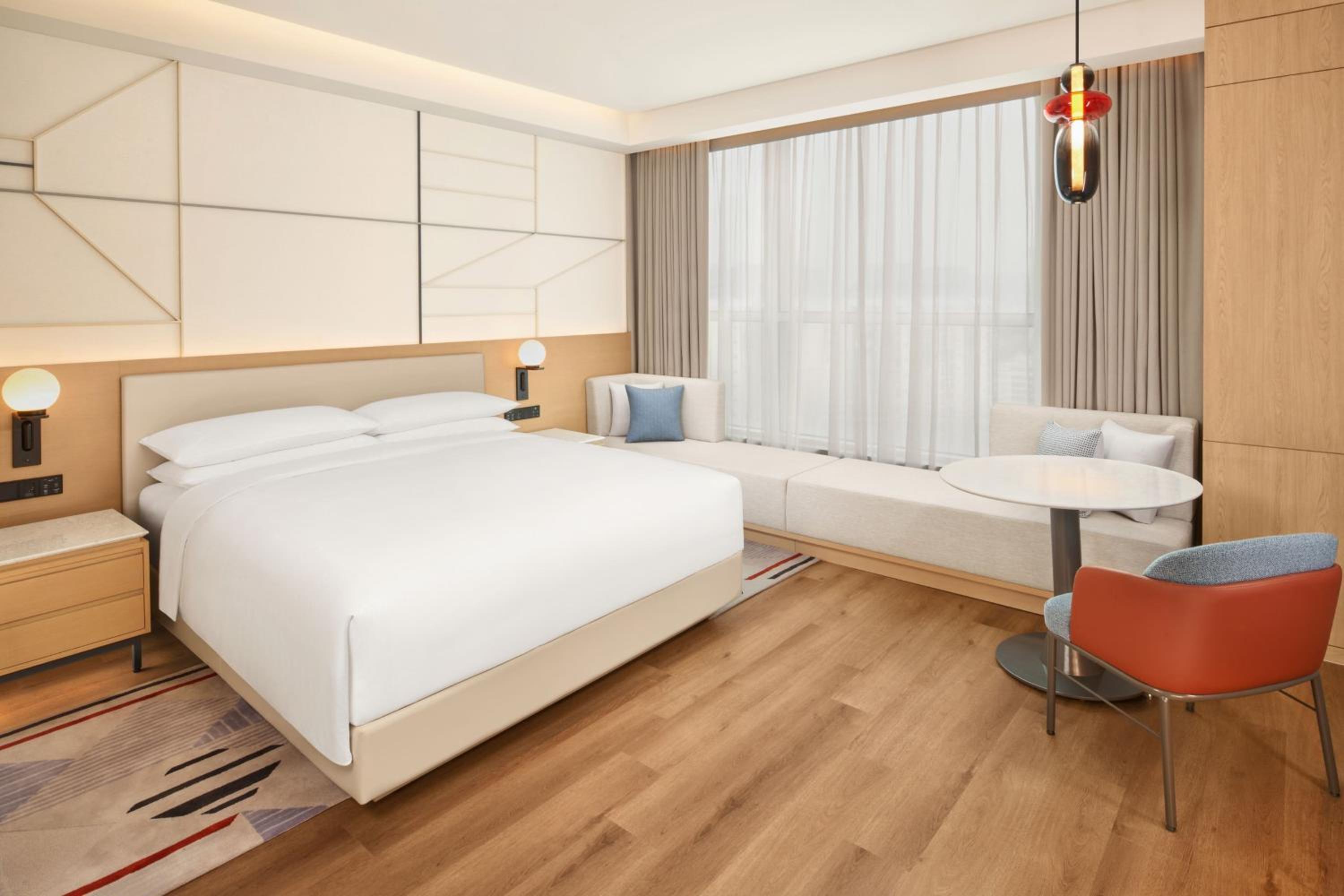 Premium Deluxe King Room
