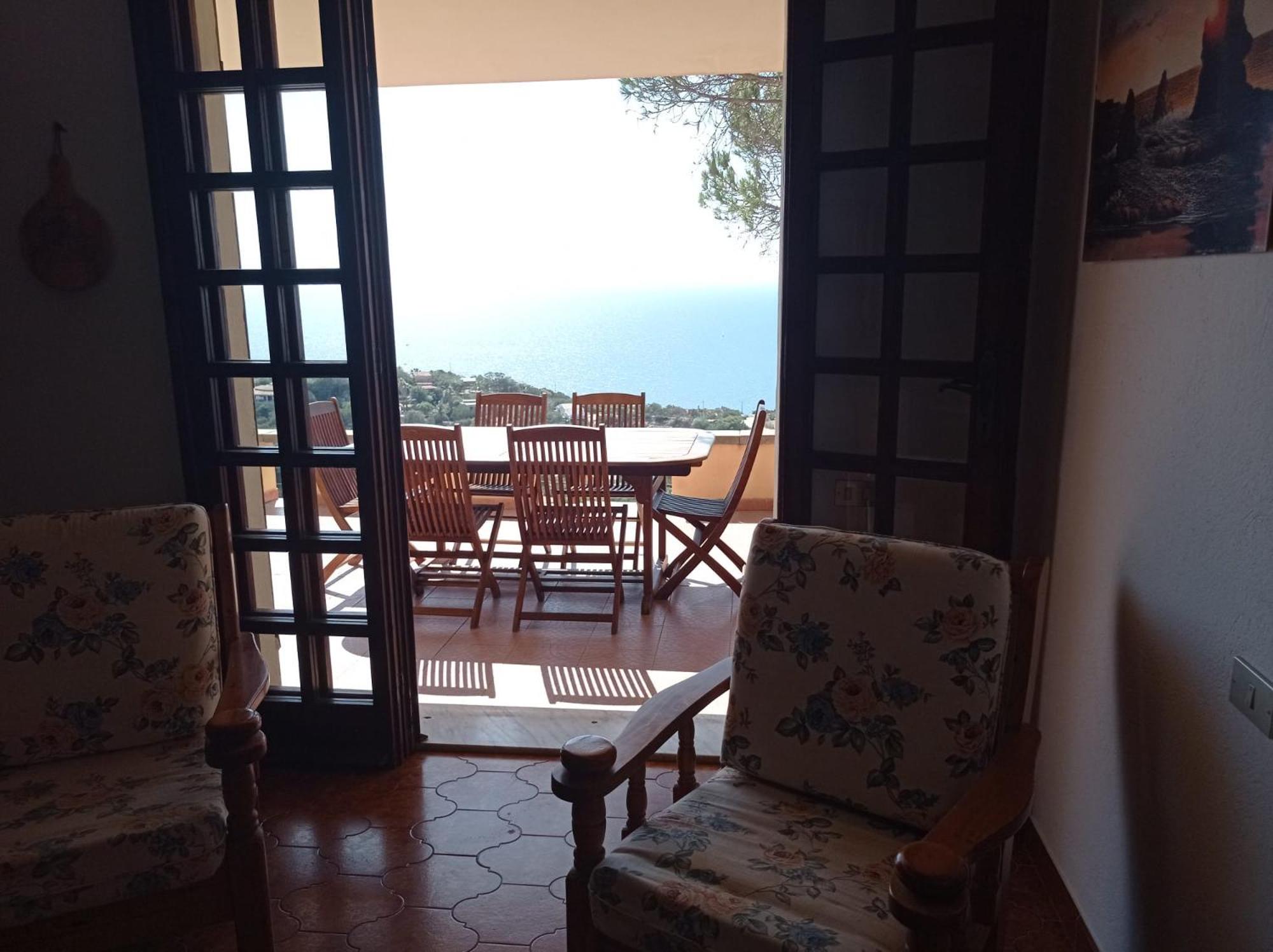 Four-Bedroom Vacation Home photo 2