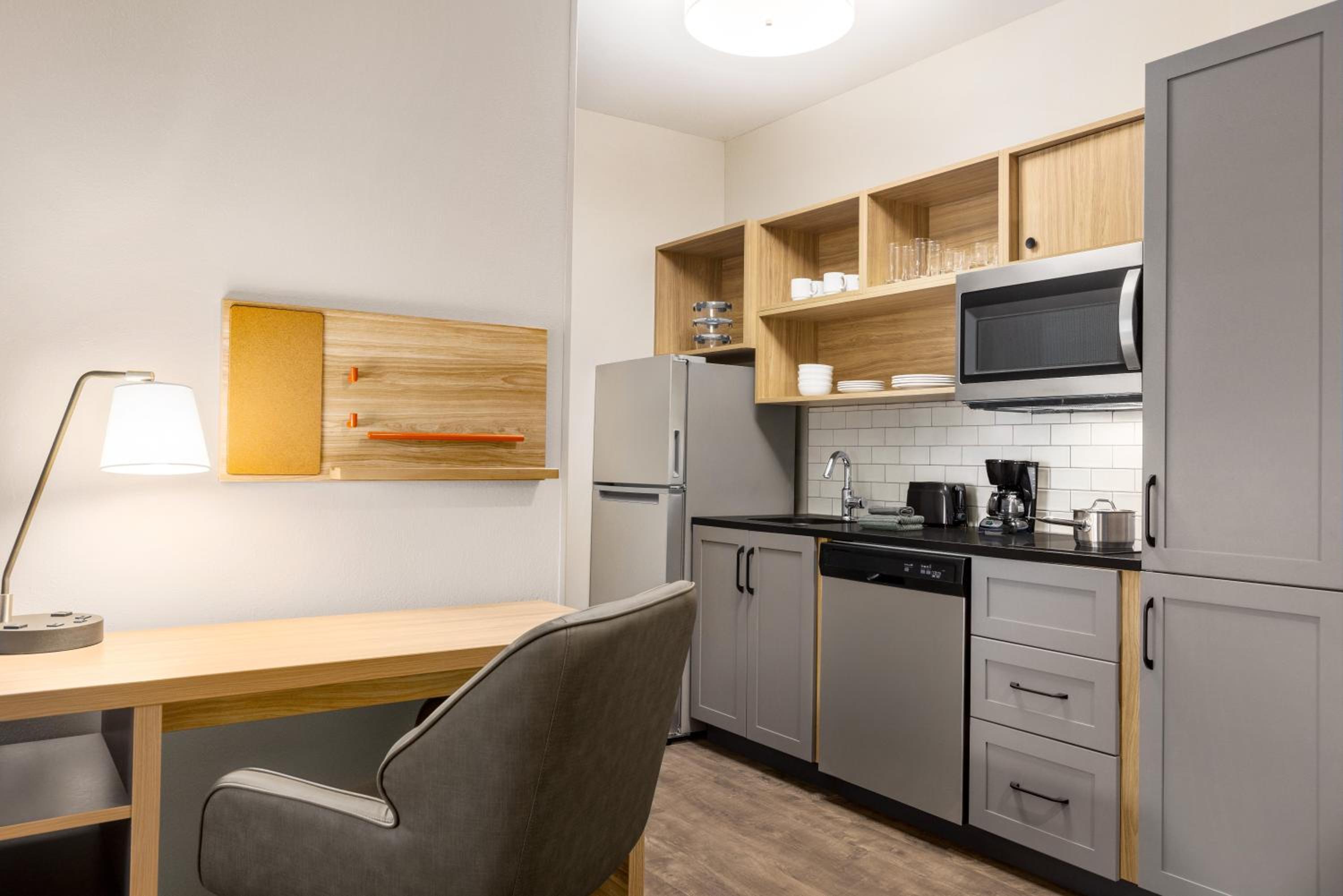 King Studio Suite photo 2