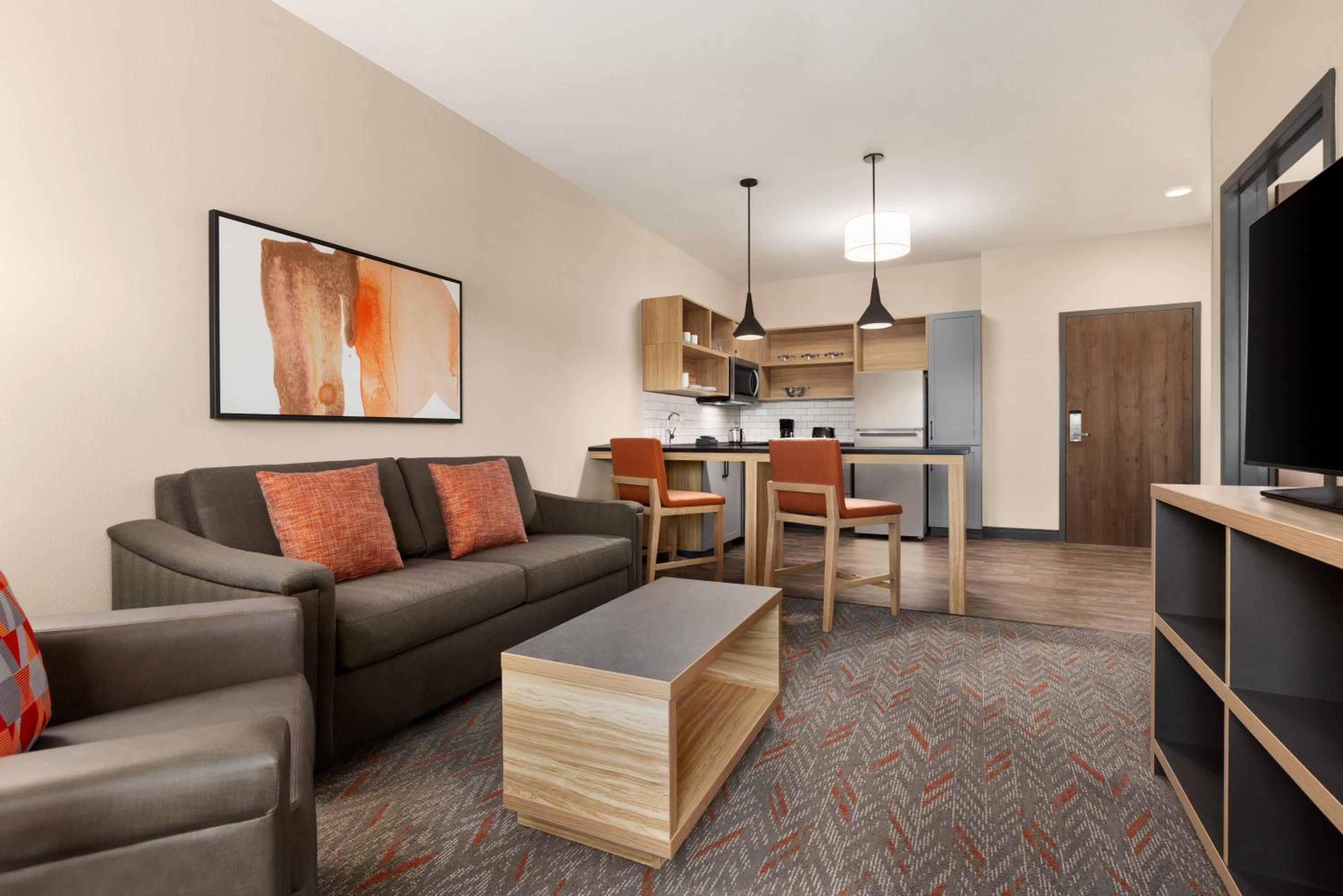 One-Bedroom King Suite - Communications Accessible photo 3