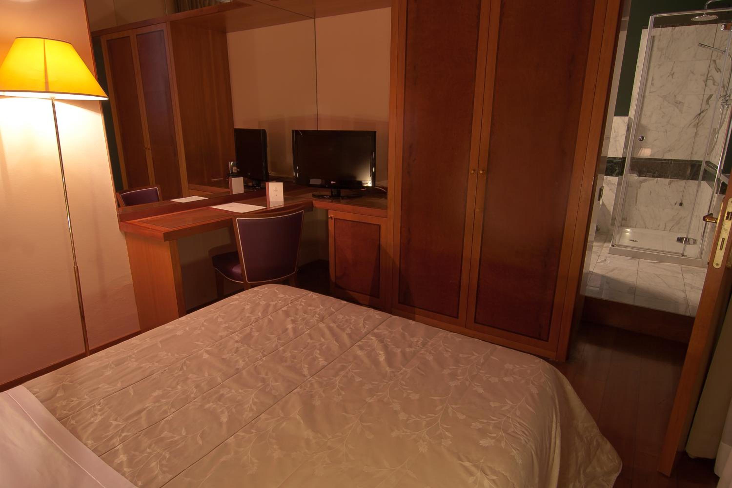 Single Room photo 3