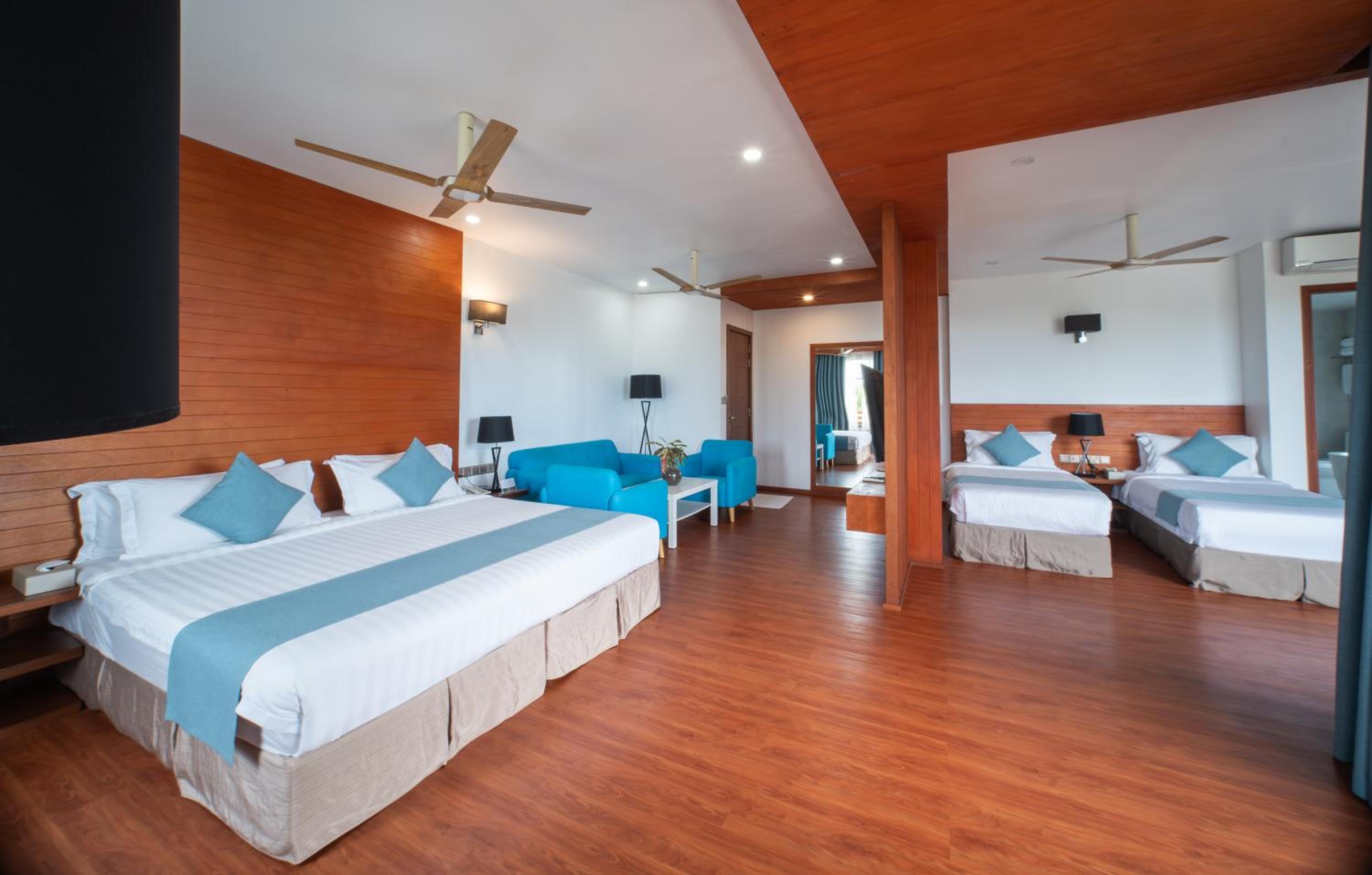  Family suite partial sea view - Balcony - Photo 15