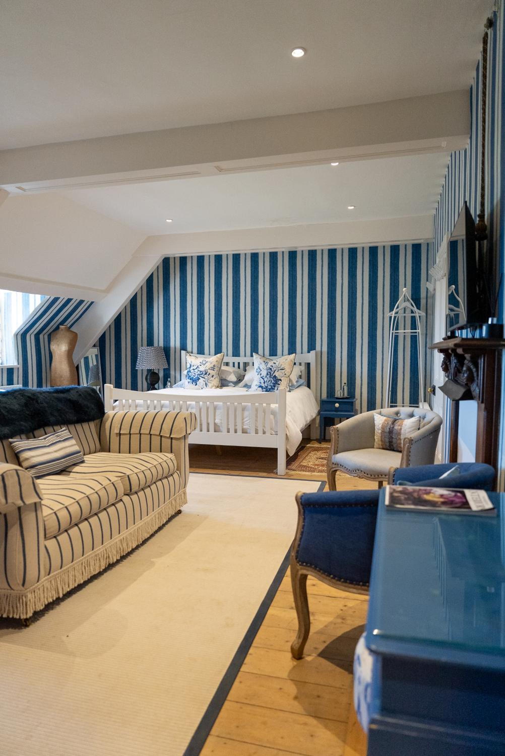 Family Room with Sea View photo 3