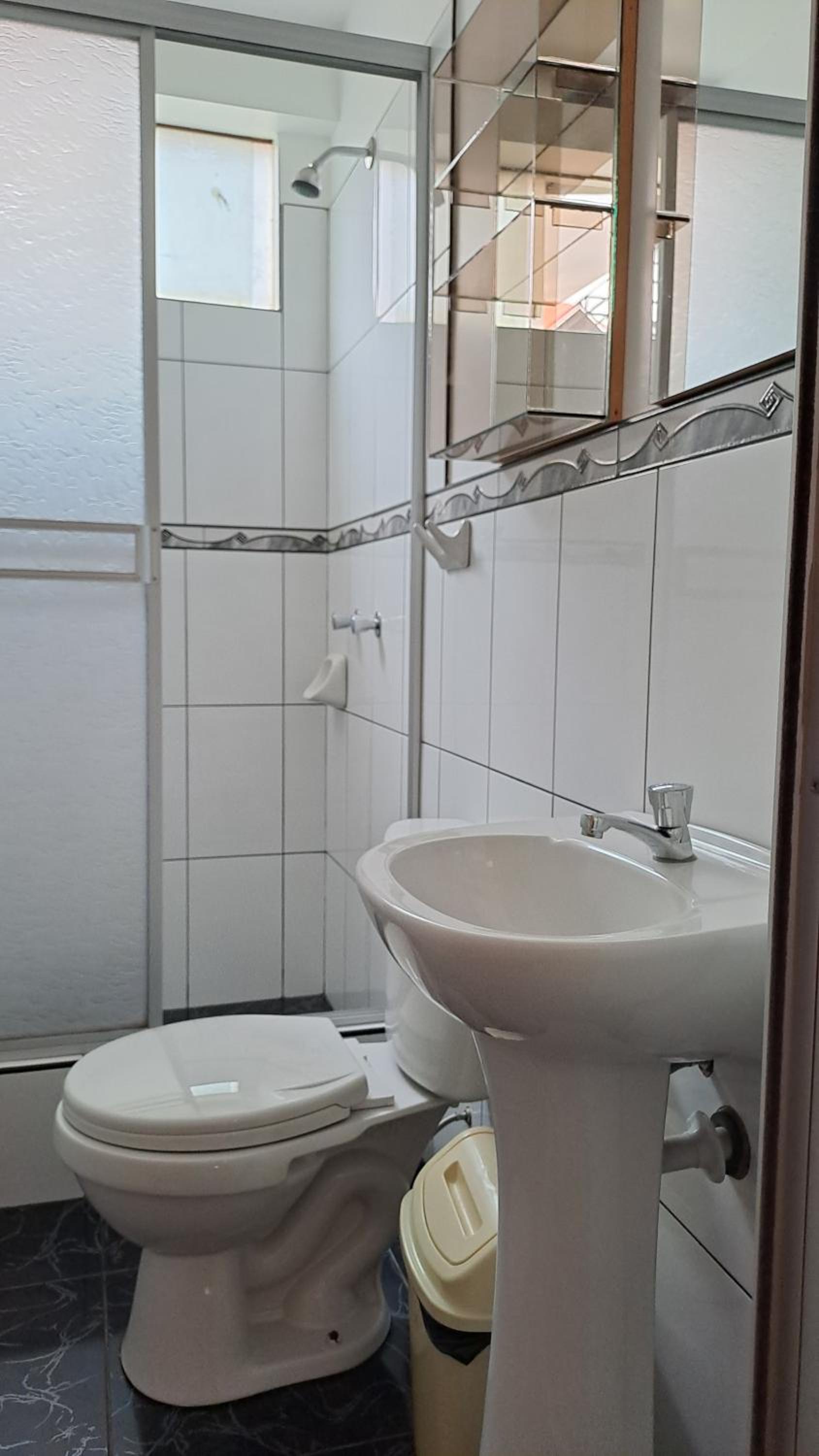 Triple Room With Private Bathroom photo 2