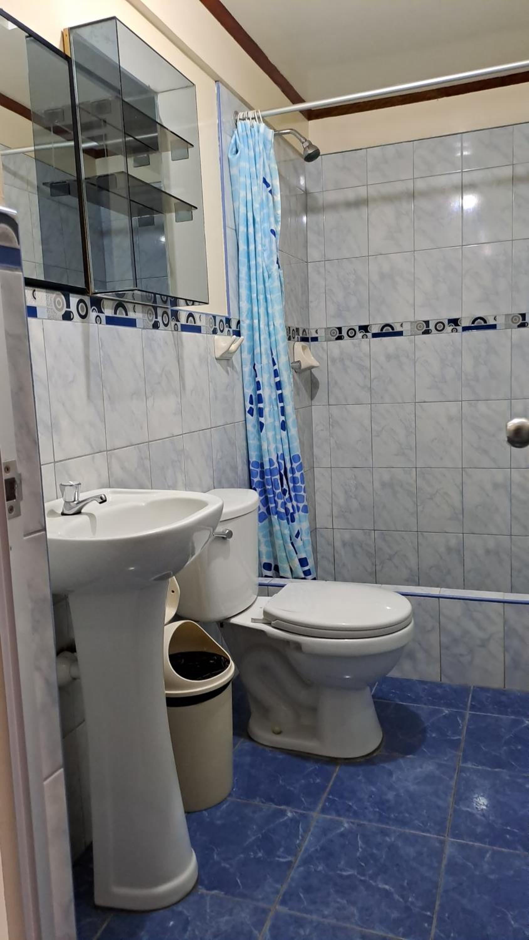 Triple Room With Shared Bathroom photo 2