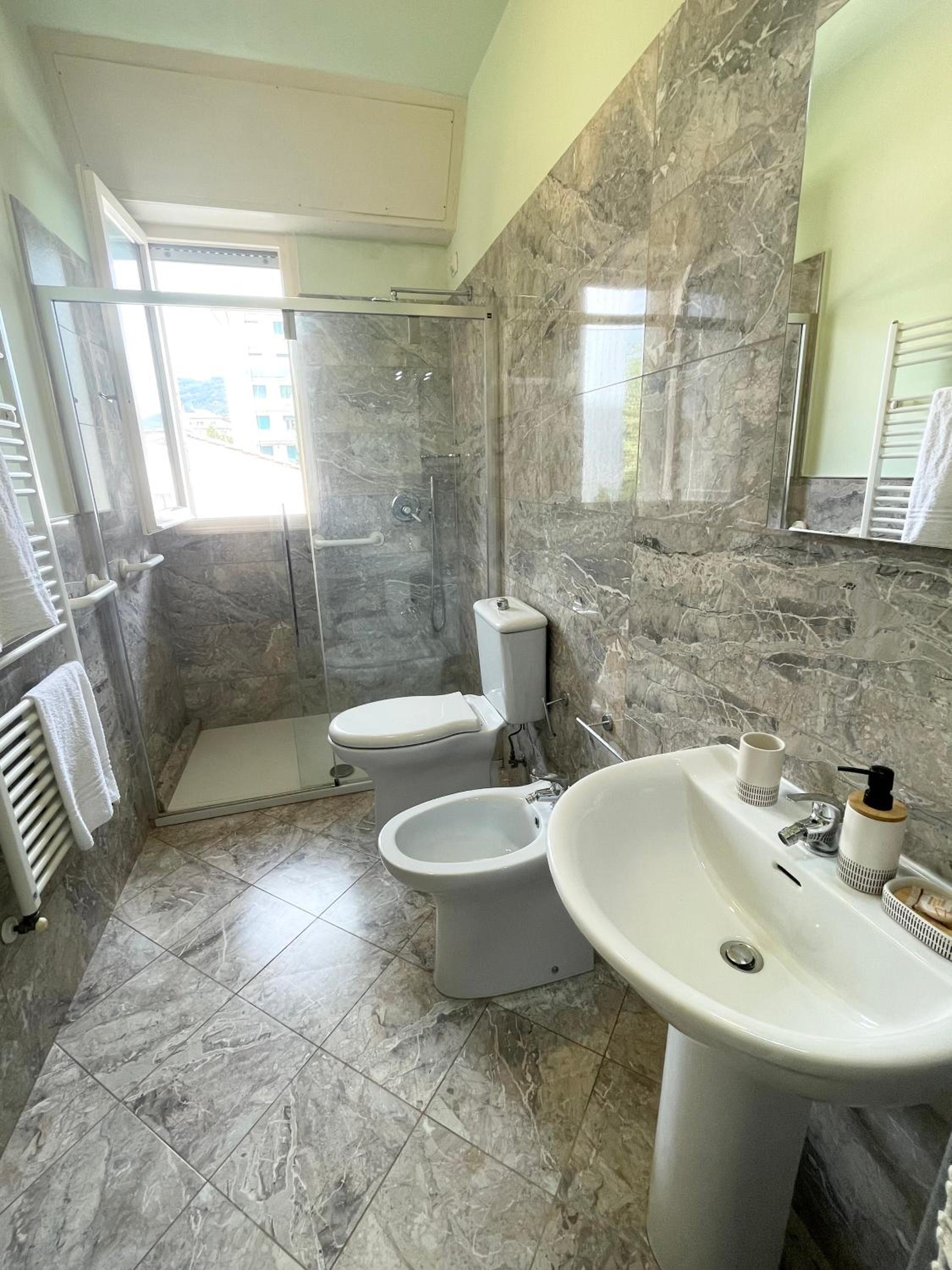 Double or Twin Room with Shared Bathroom