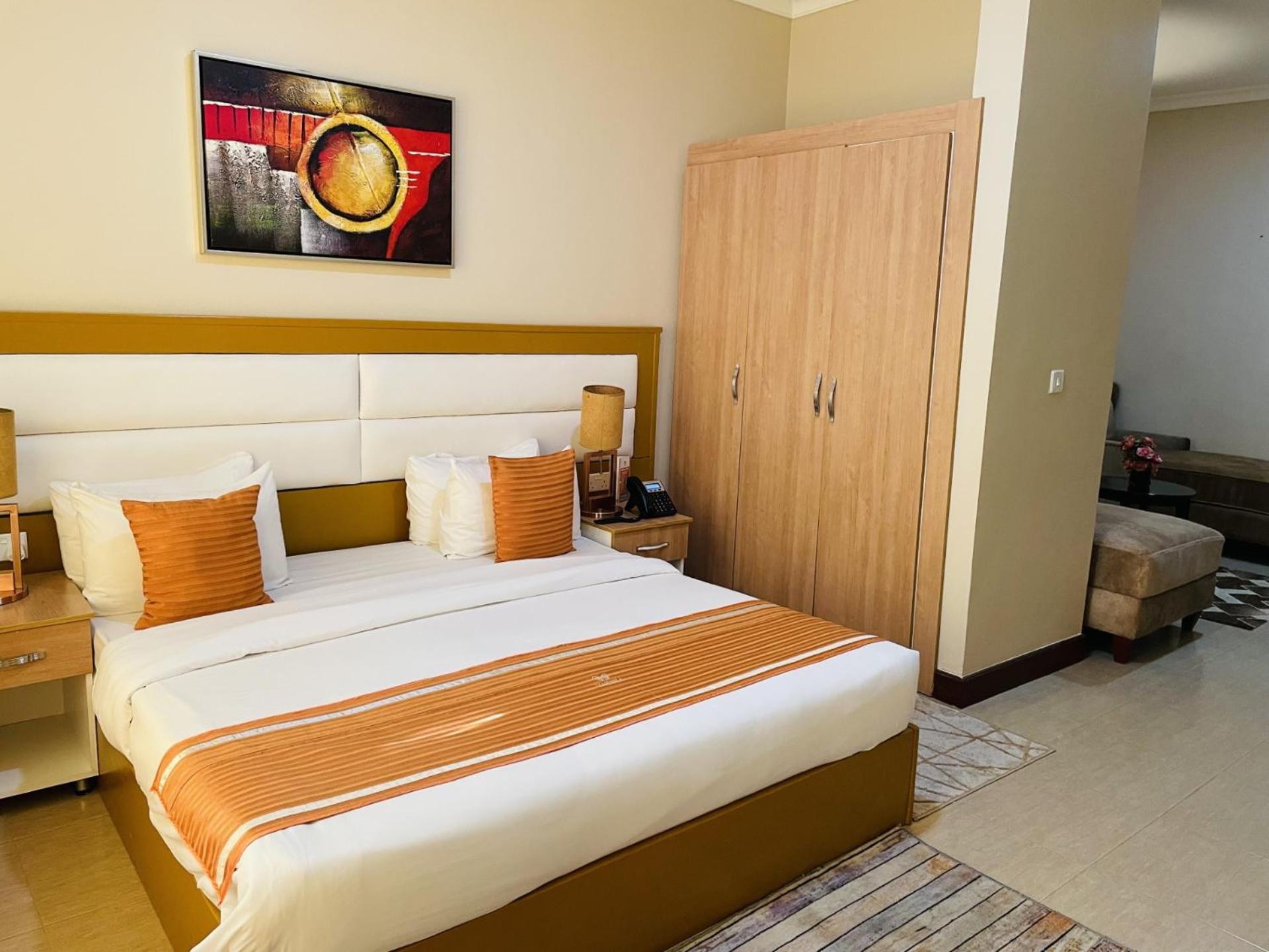 Superior King Room photo 2