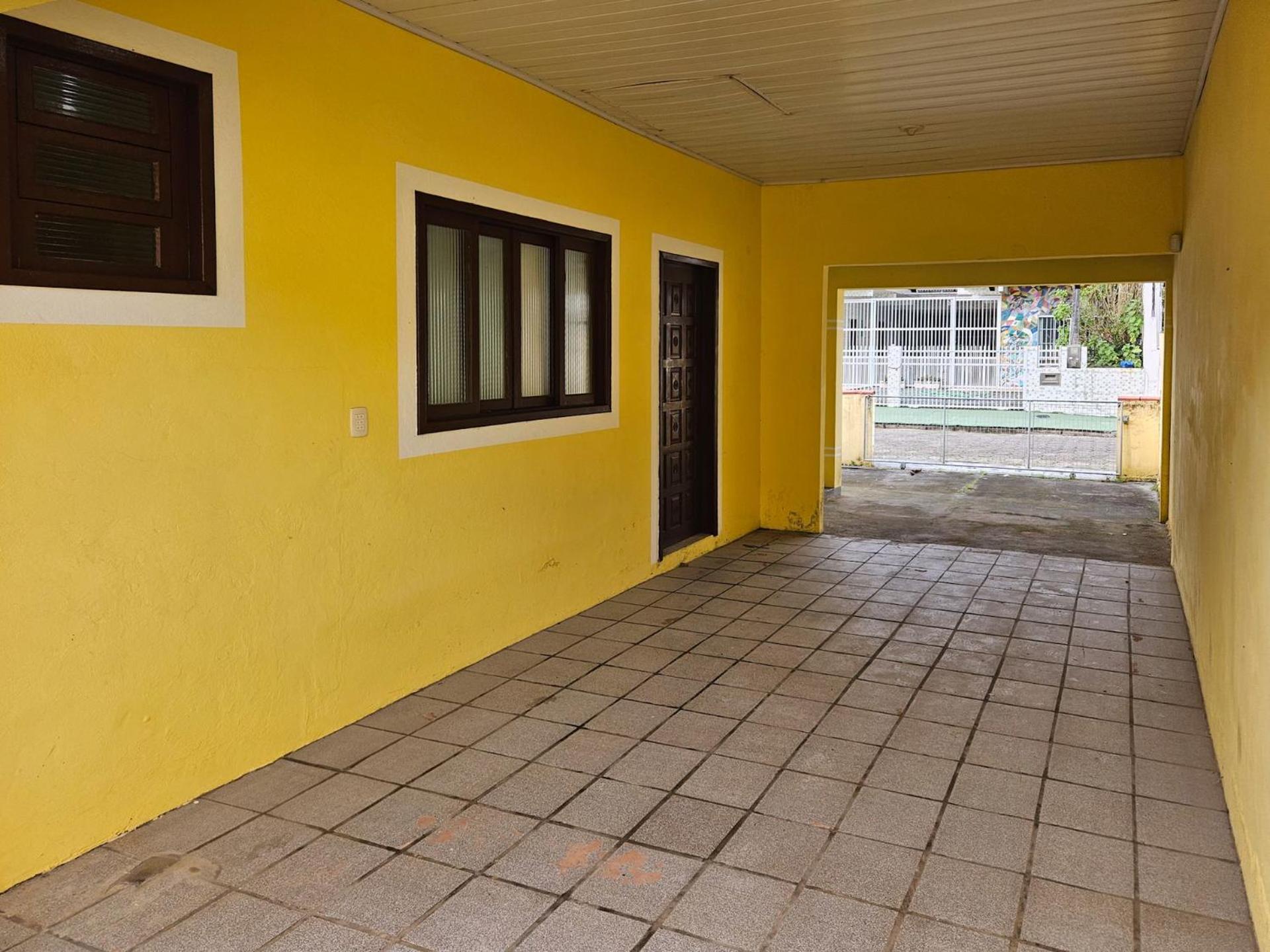Two-Bedroom House photo 3