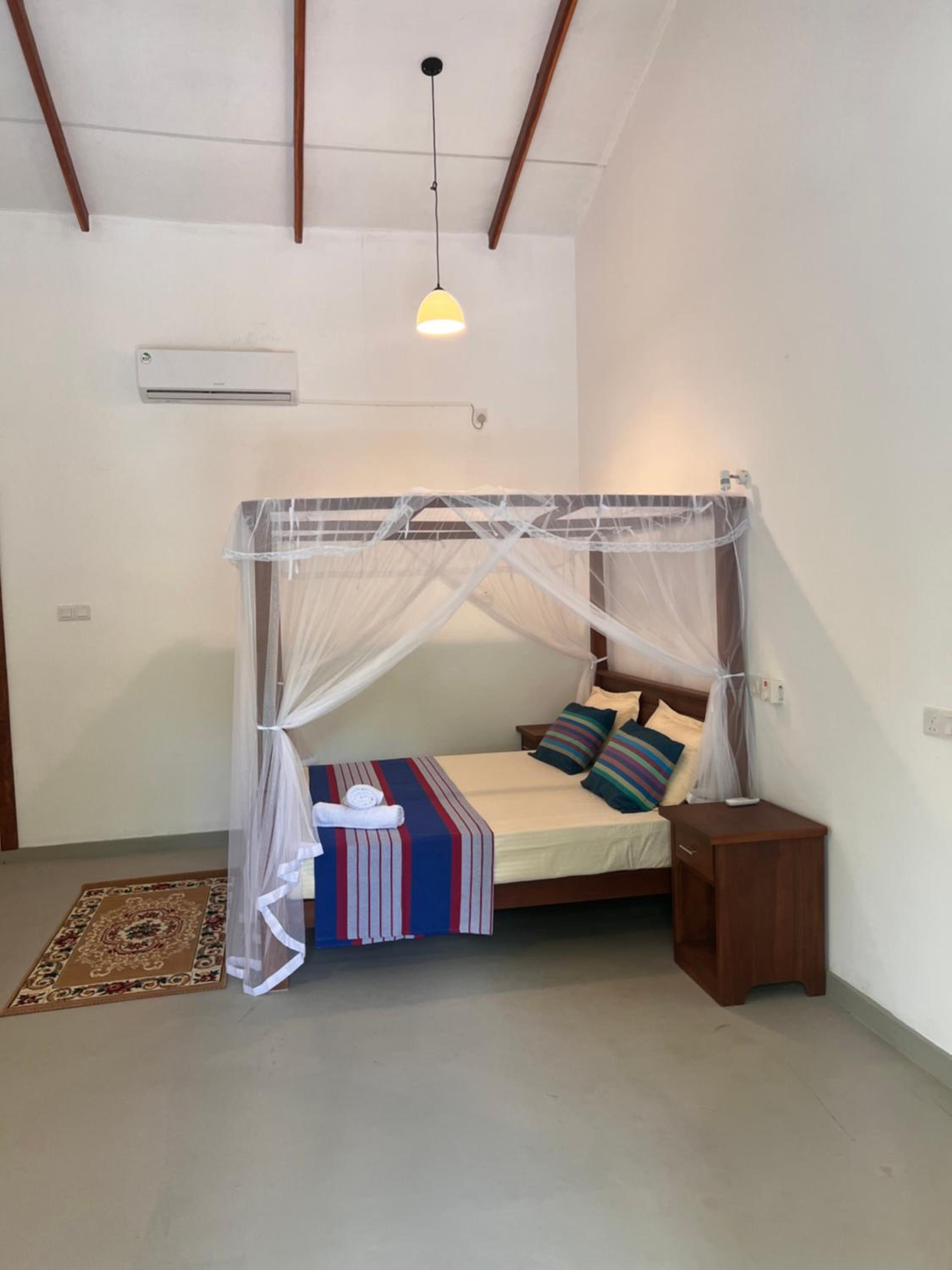 Family Room with Balcony photo 3