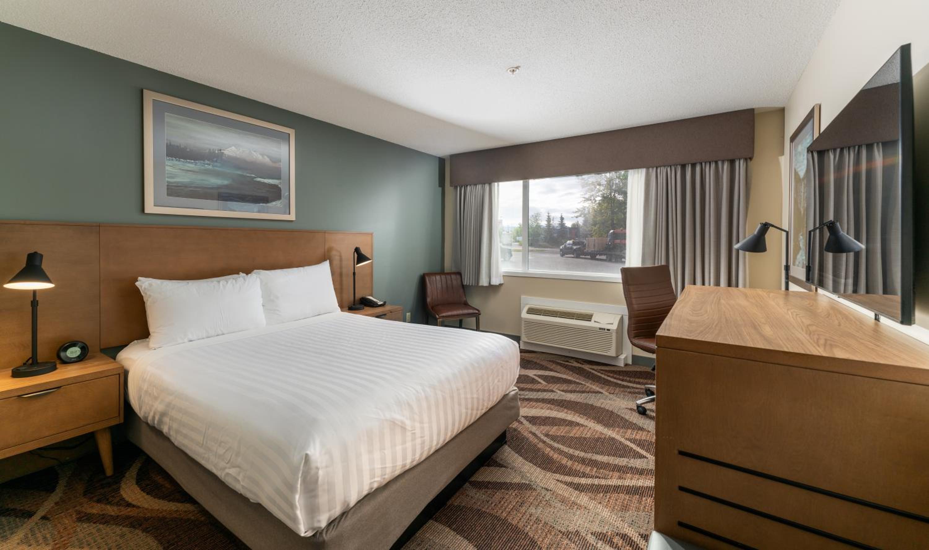 Prestige Hudson Bay Lodge & Conference Centre, WorldHotels, Photo 3