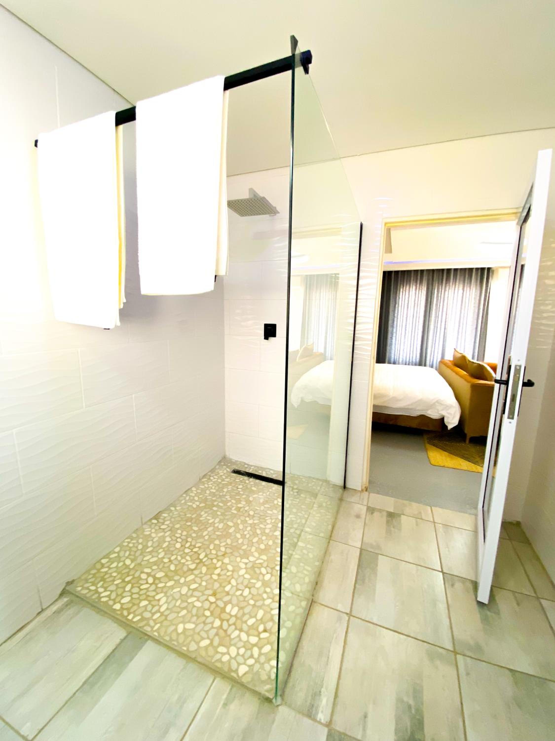 Suite With Garden View photo 3