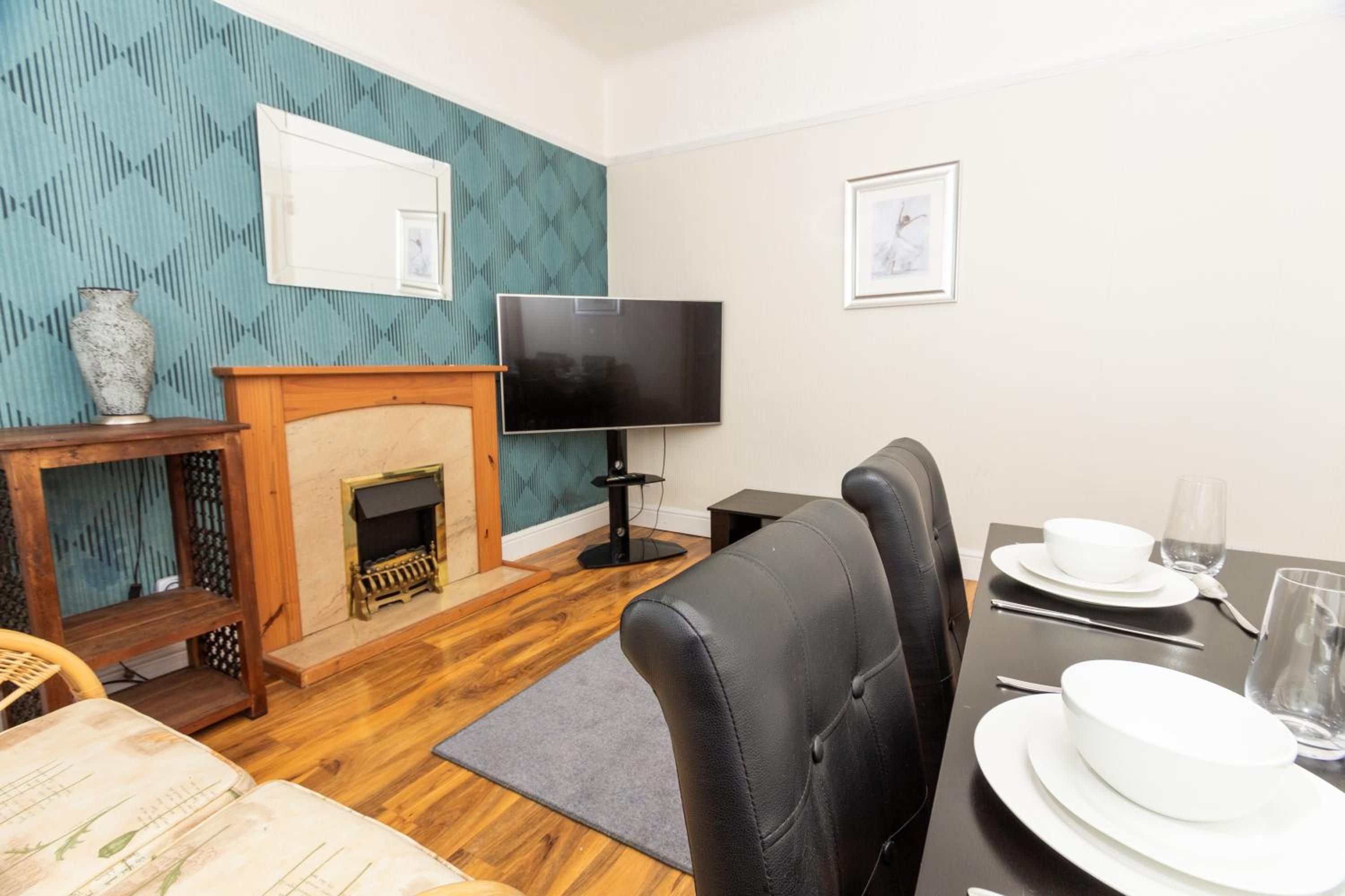 Three-Bedroom House photo 1