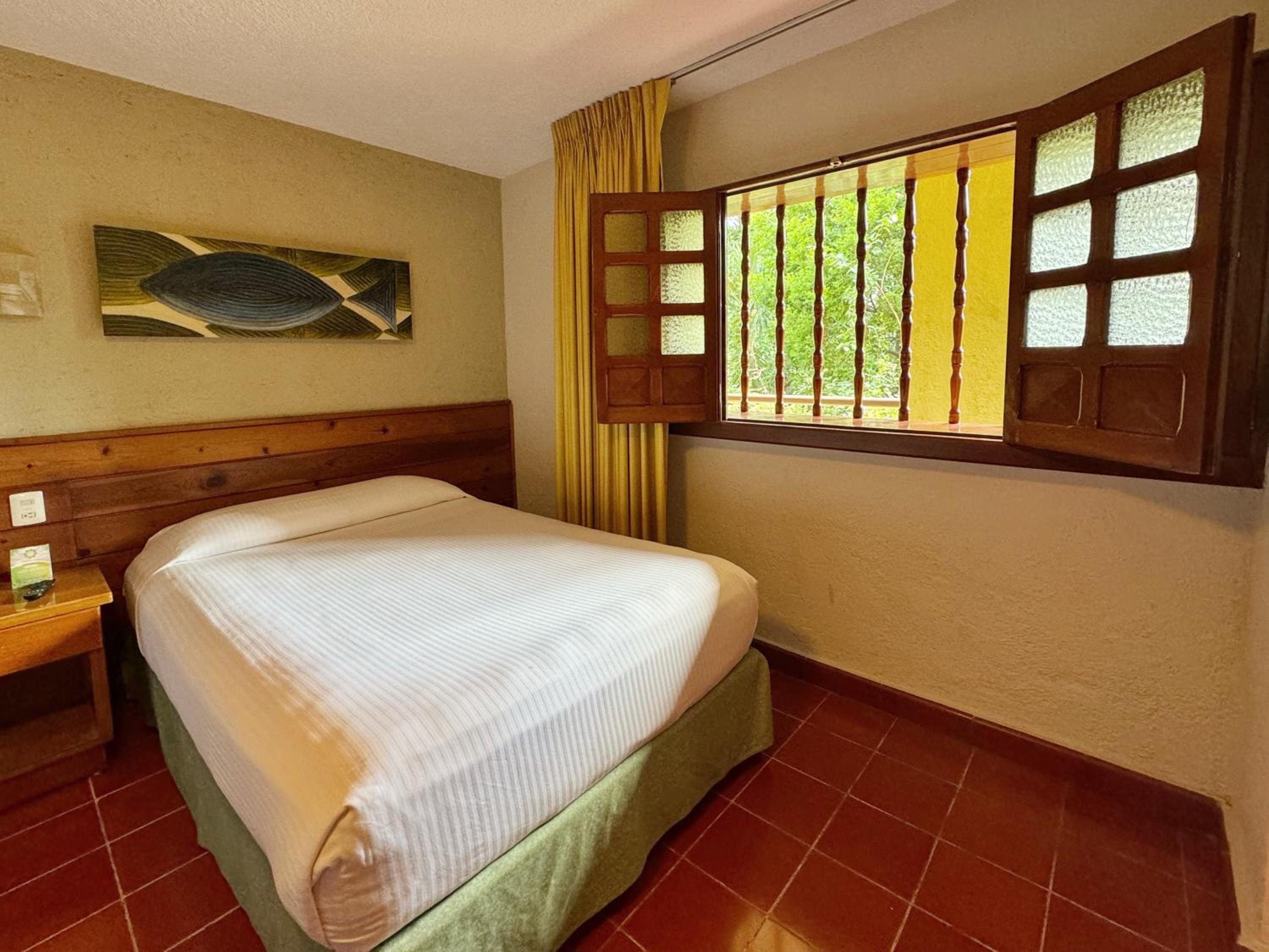 Double Room with Two Double Beds - Photo 5