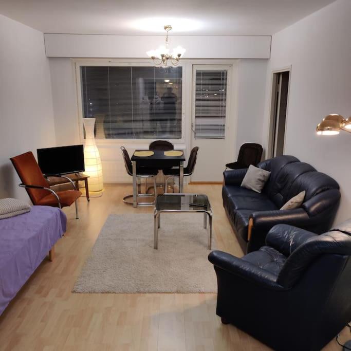 Three-Bedroom Apartment photo 1
