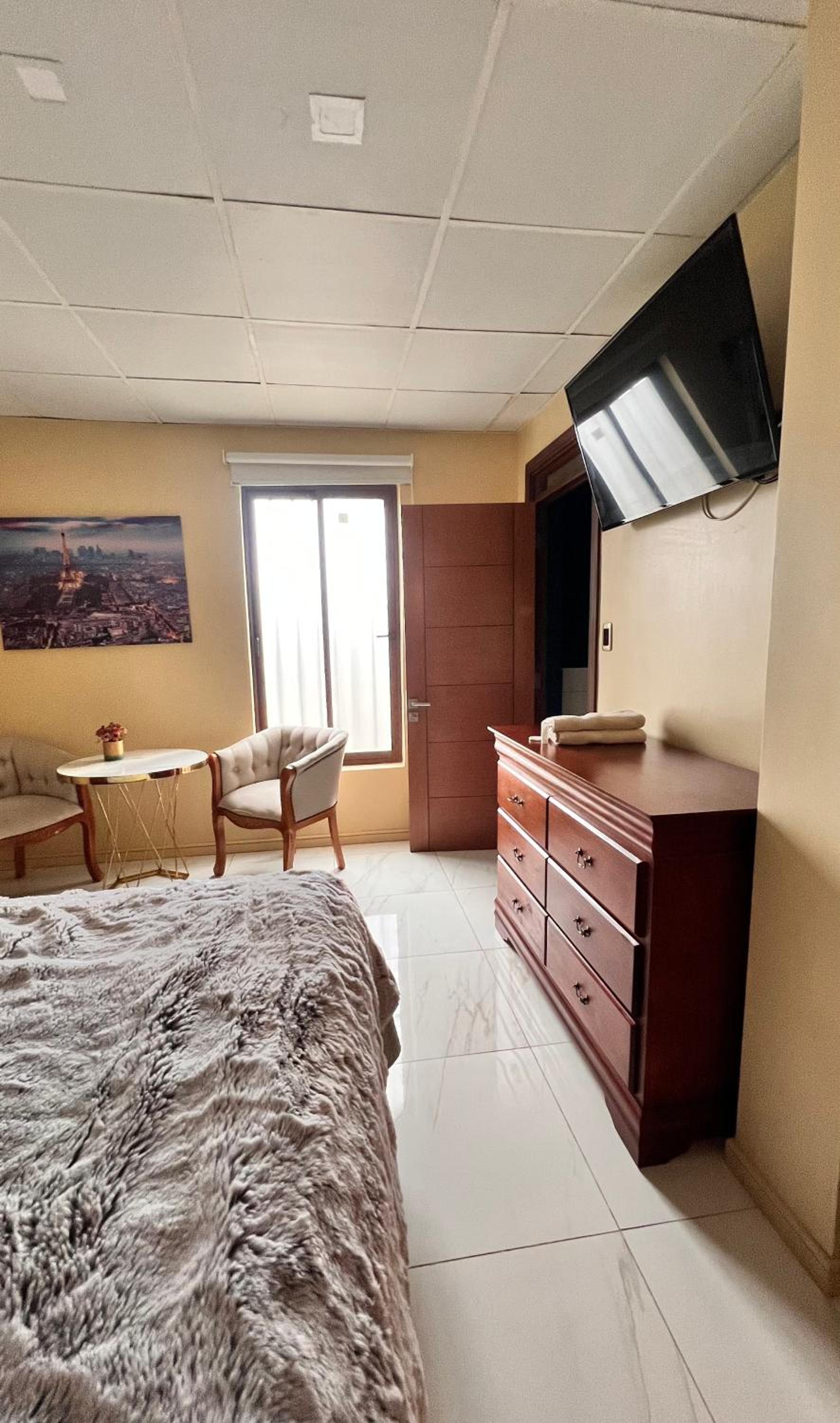 Double Room with Private Bathroom photo 2