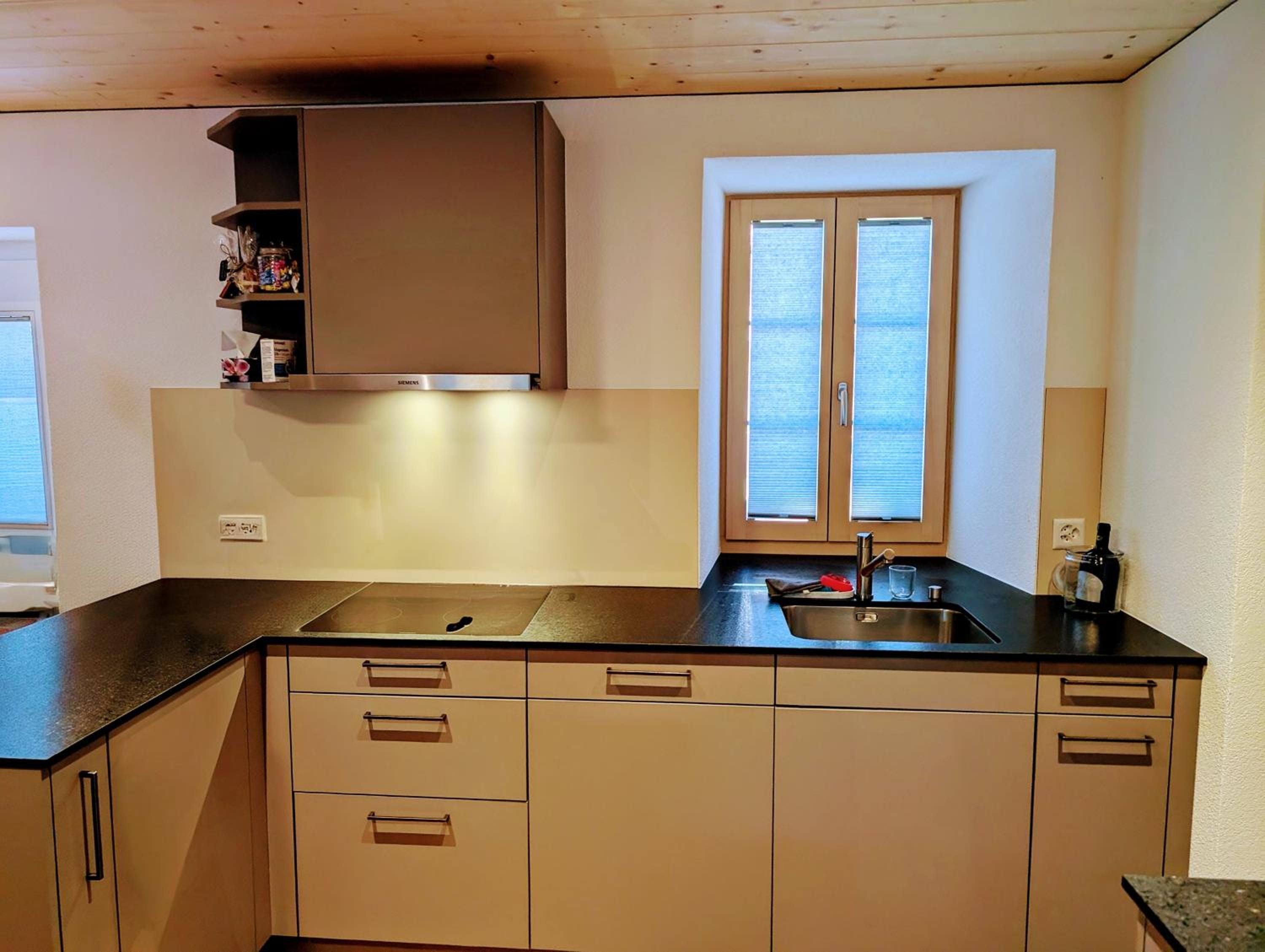 Two-Bedroom Apartment with Mountain View photo 3