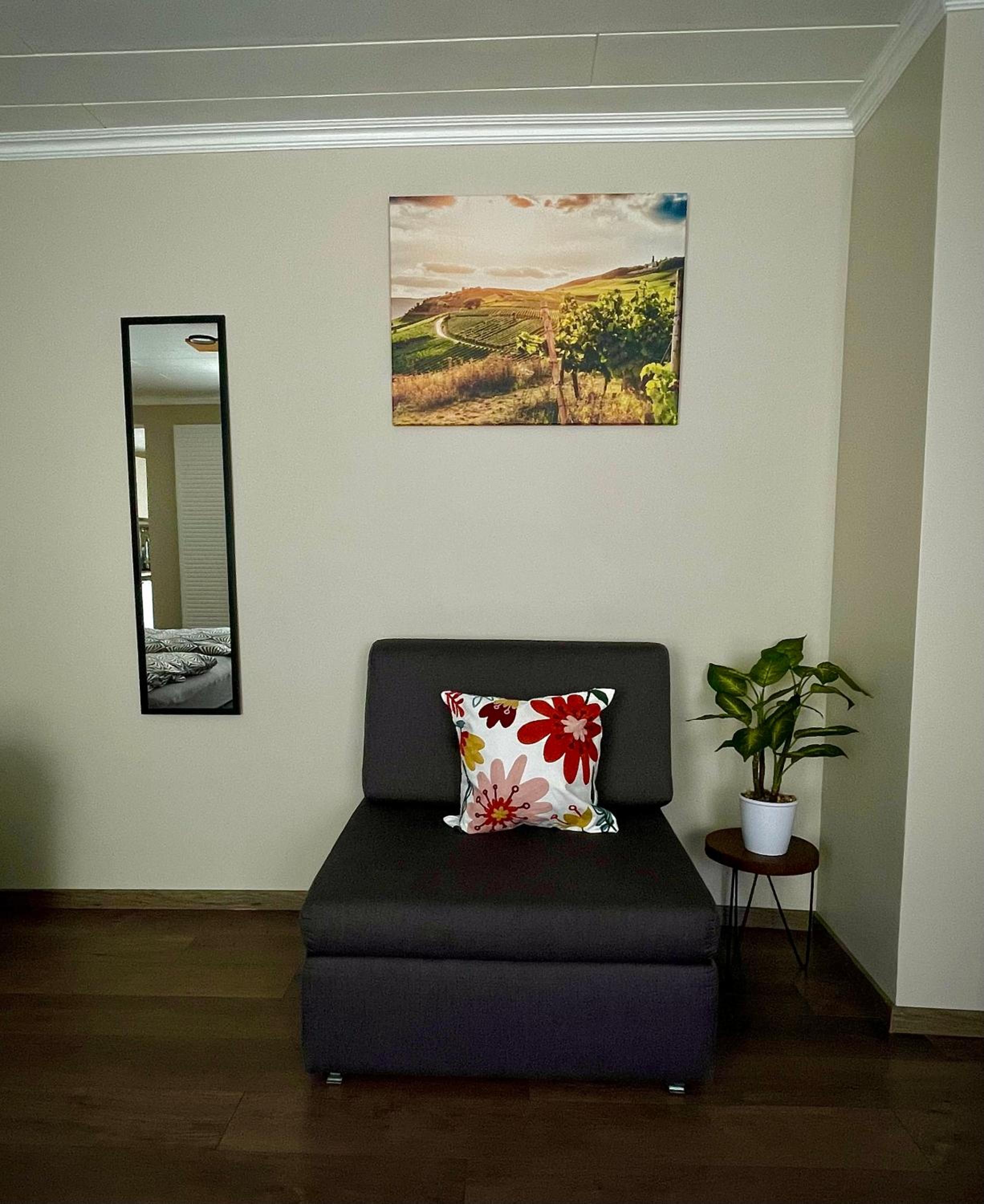 Apartment with Garden View - Photo 10
