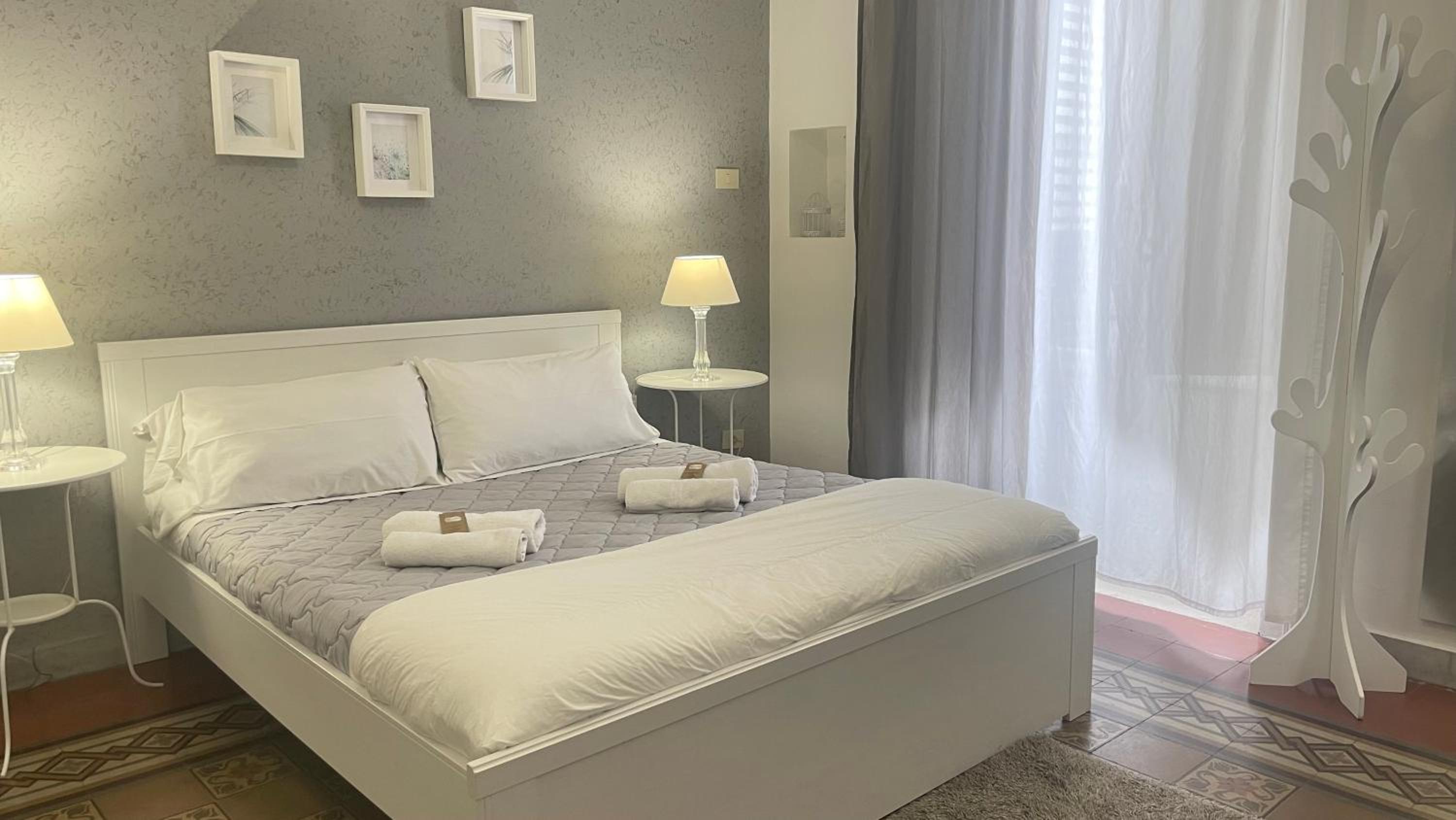 Double Room With Private External Bathroom