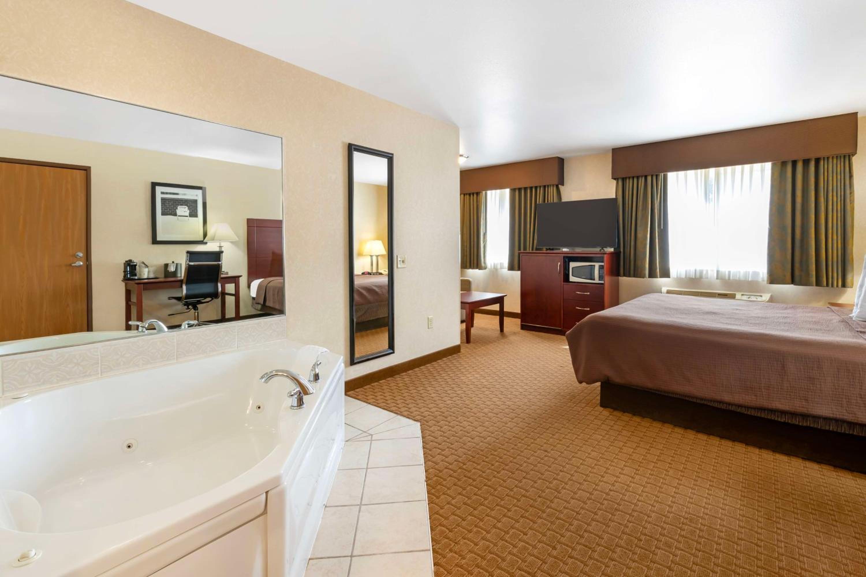 King Suite with Sofa Bed
