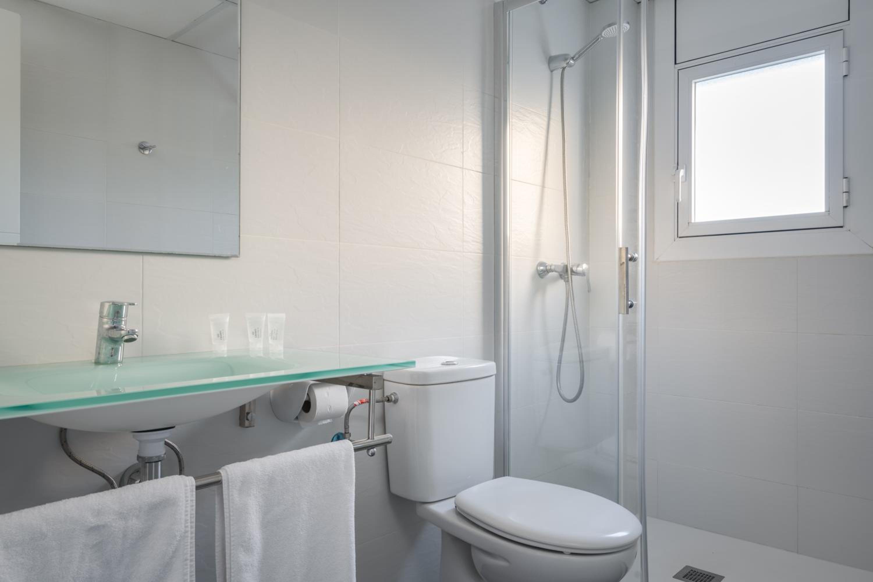 Triple Room - Photo 2