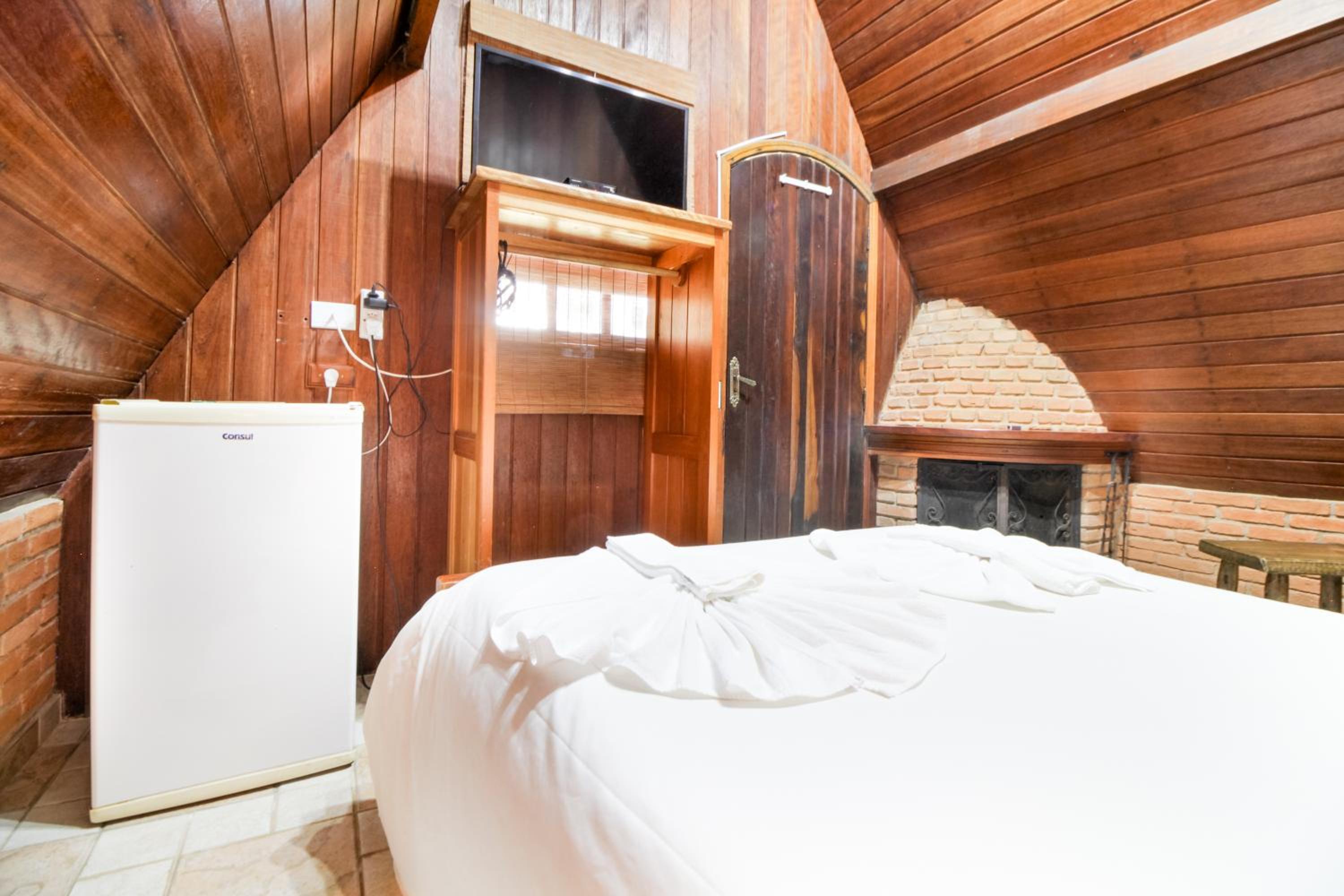 Standard Chalet photo 2