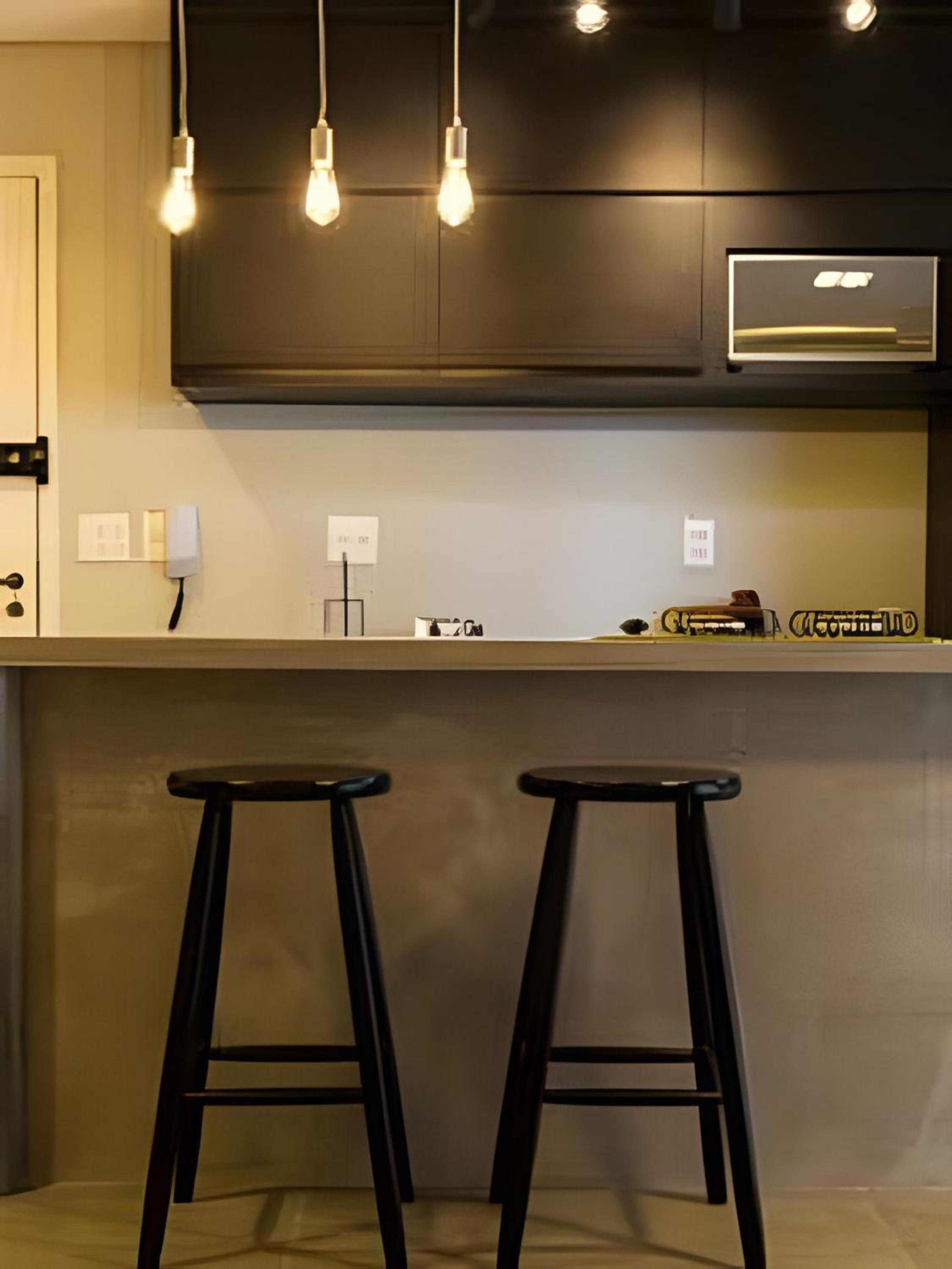 Two-Bedroom Apartment - Photo 5