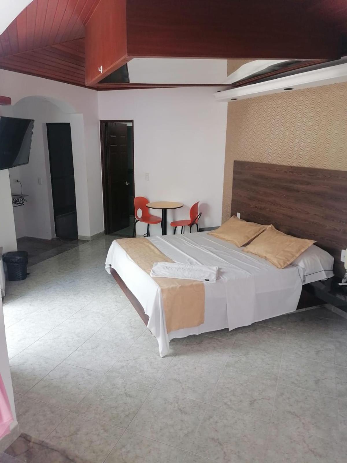 Suite photo 1