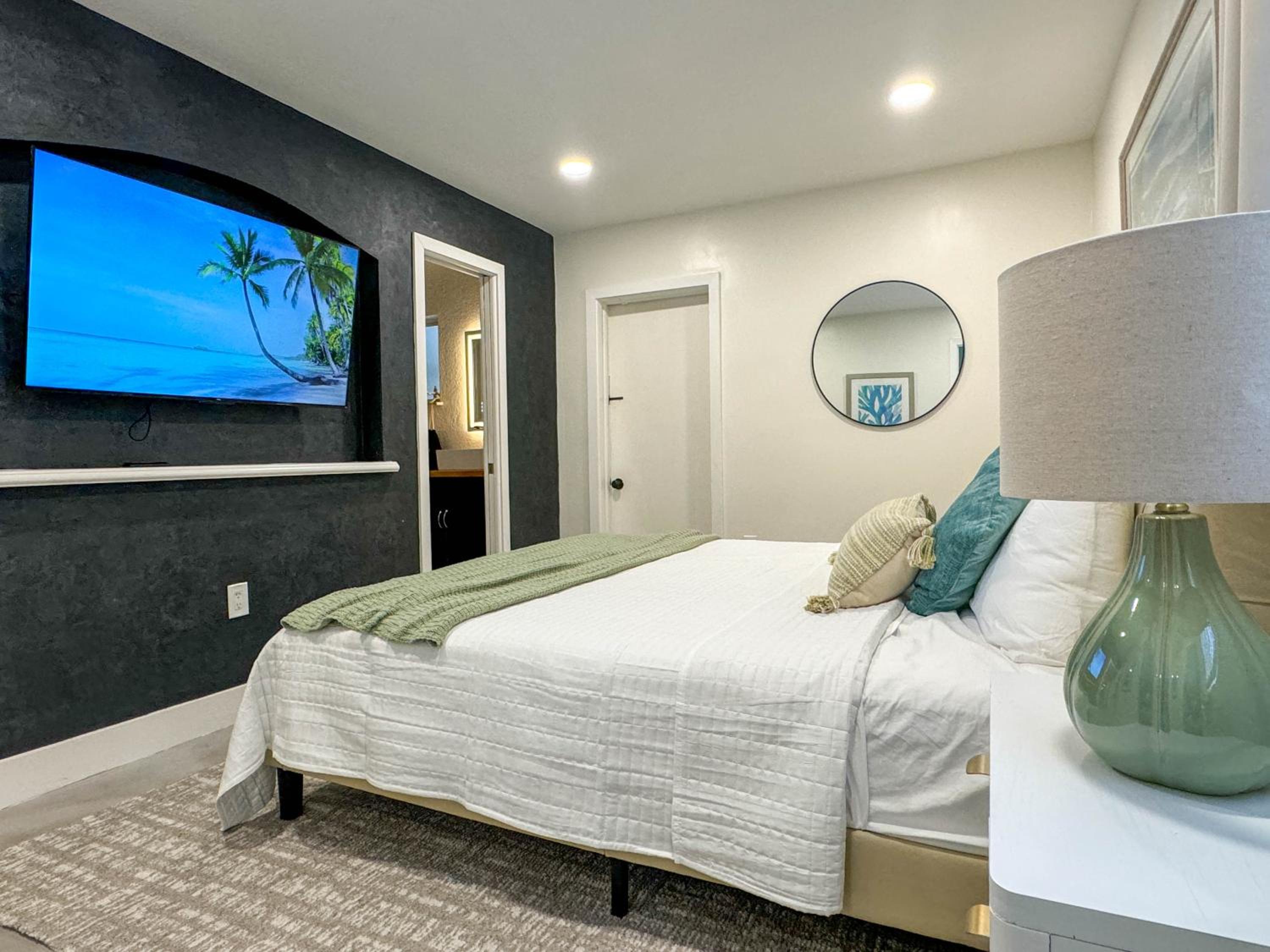 Three-Bedroom House photo 1