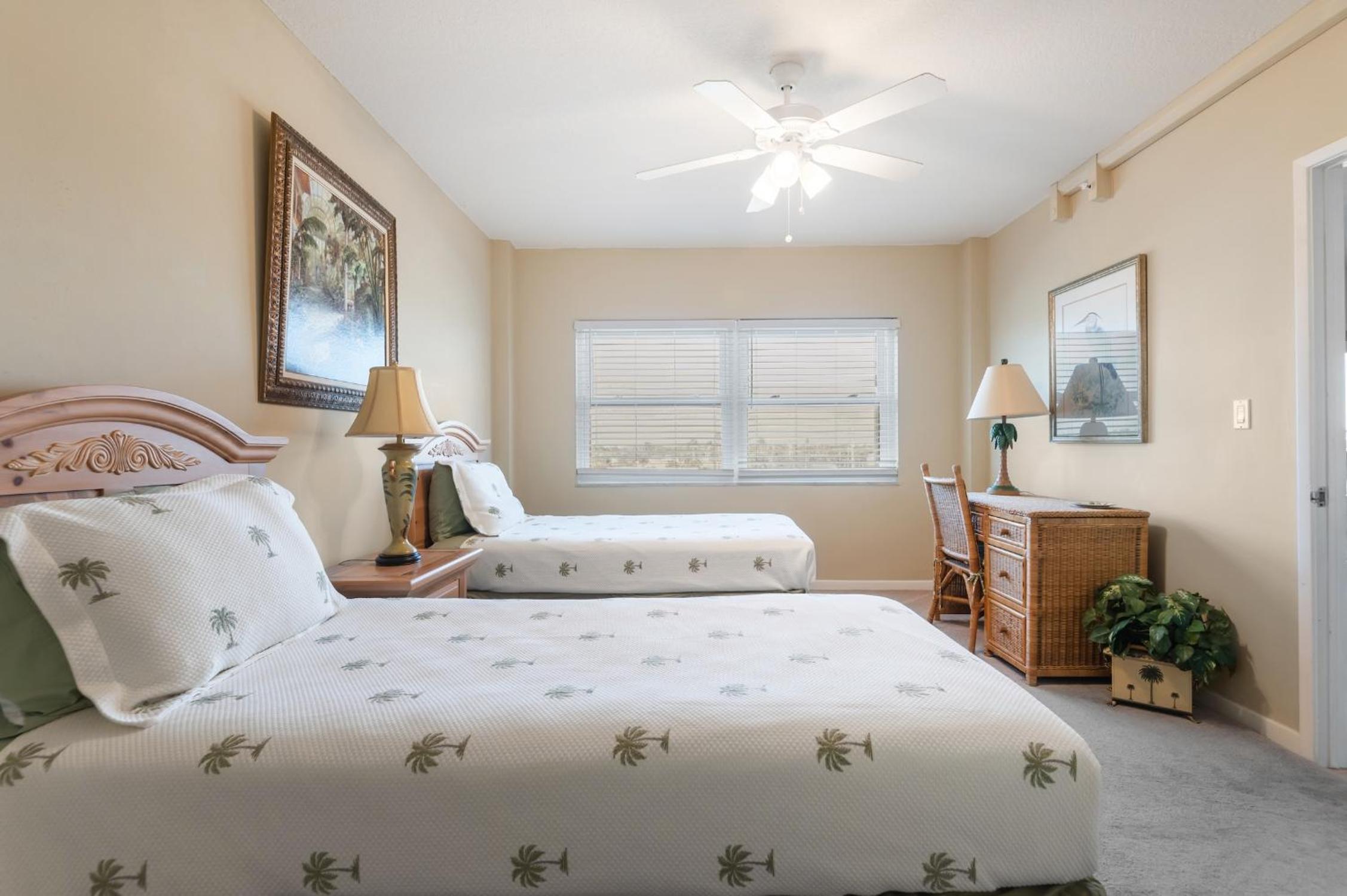 Three-Bedroom Apartment photo 1