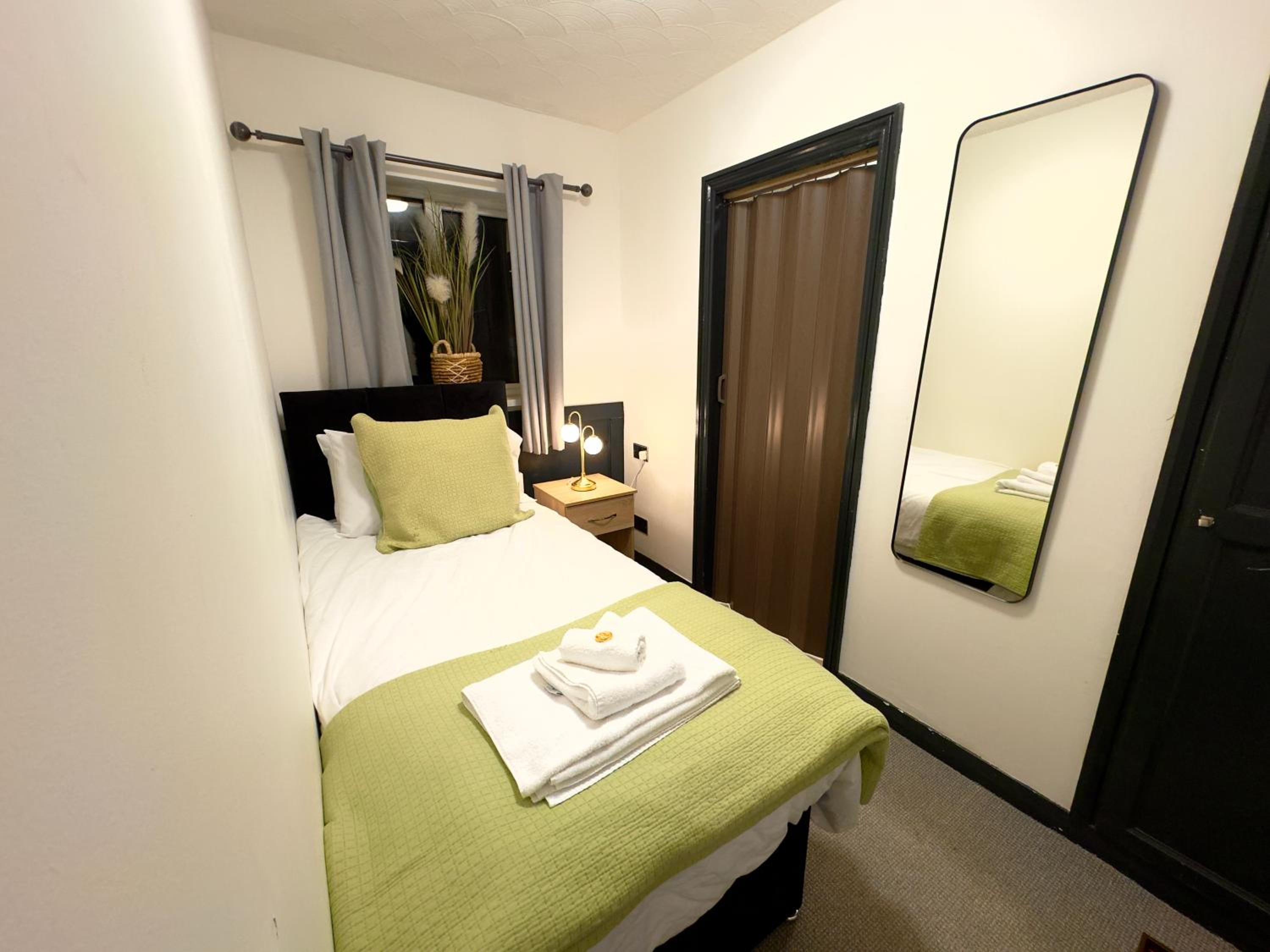 Budget Single Room