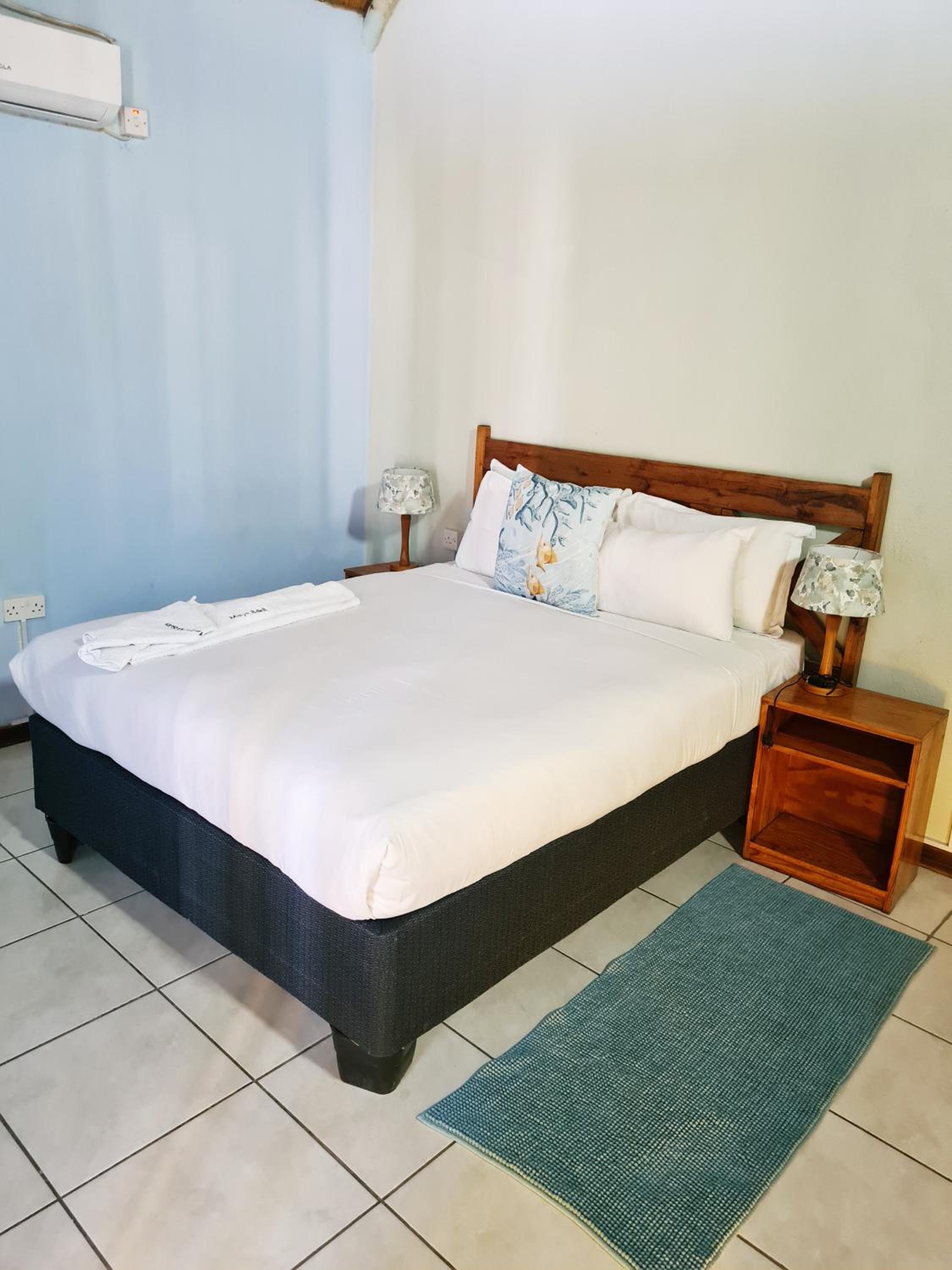 Deluxe Double Room with Shower photo 1
