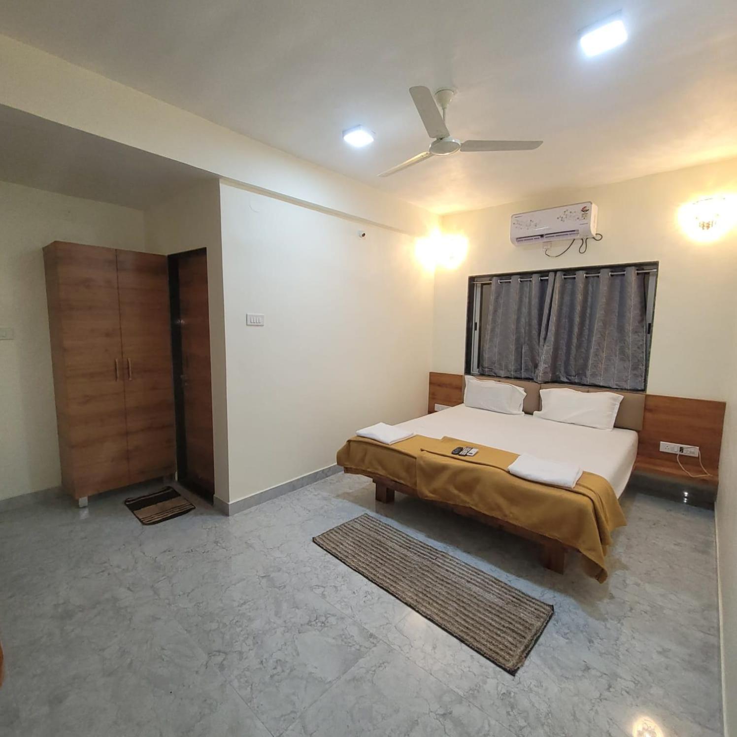 Three-Bedroom Villa photo 1