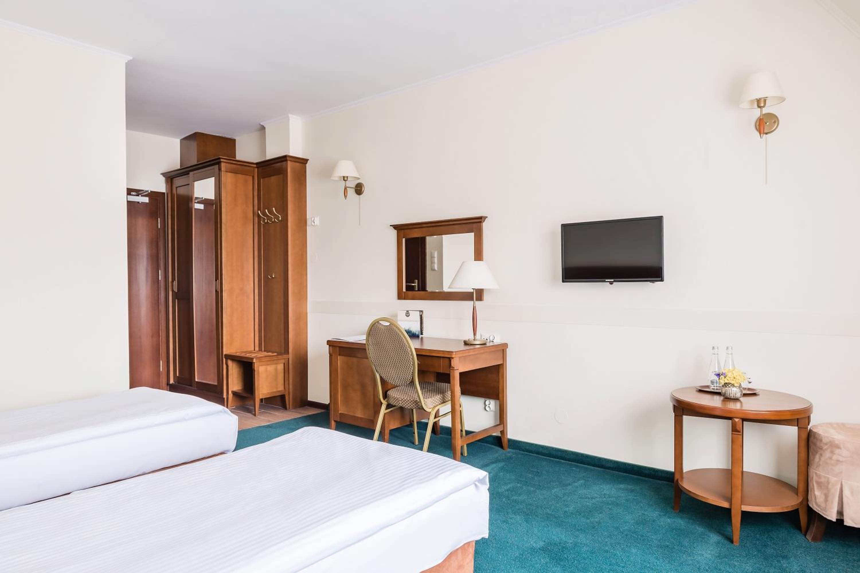 Large Double Room