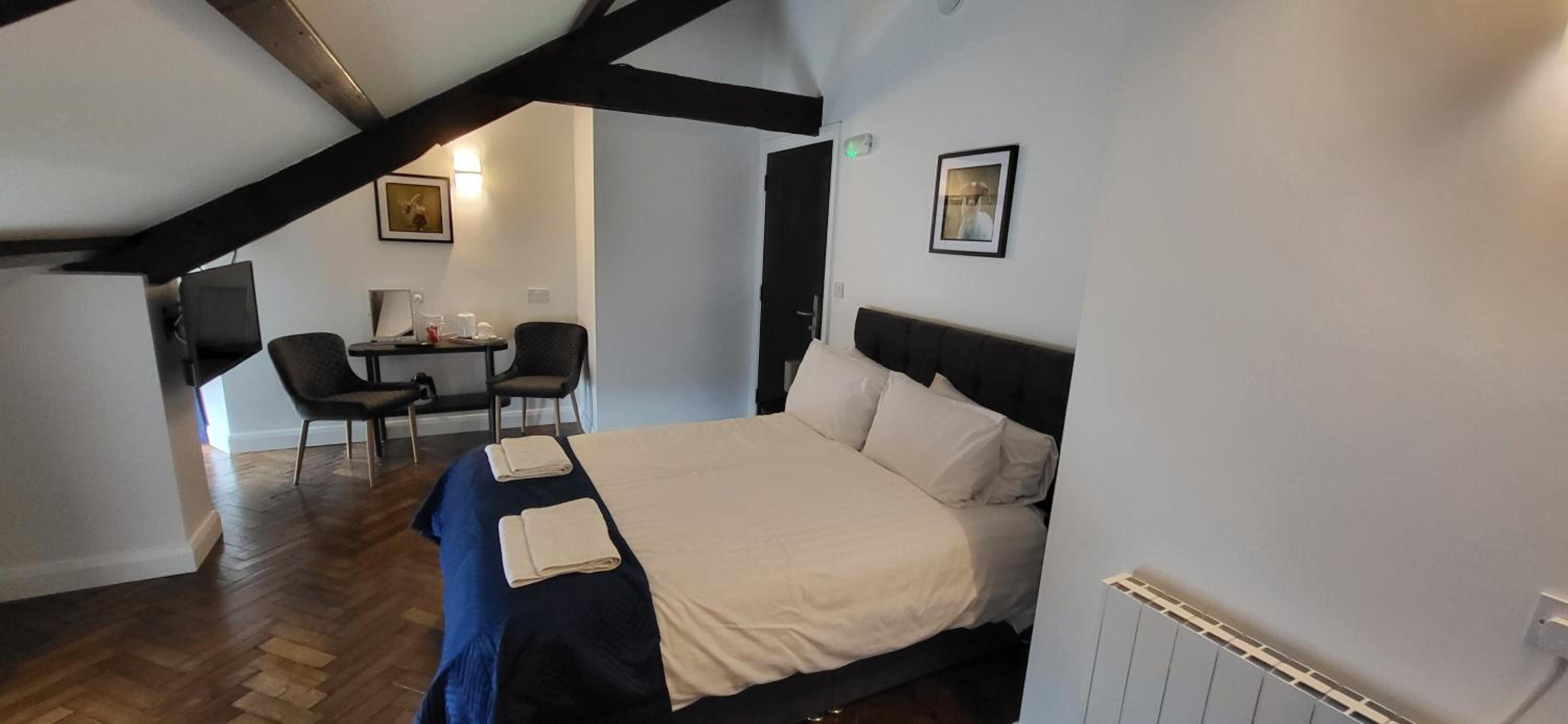 Double Room with Private Bathroom