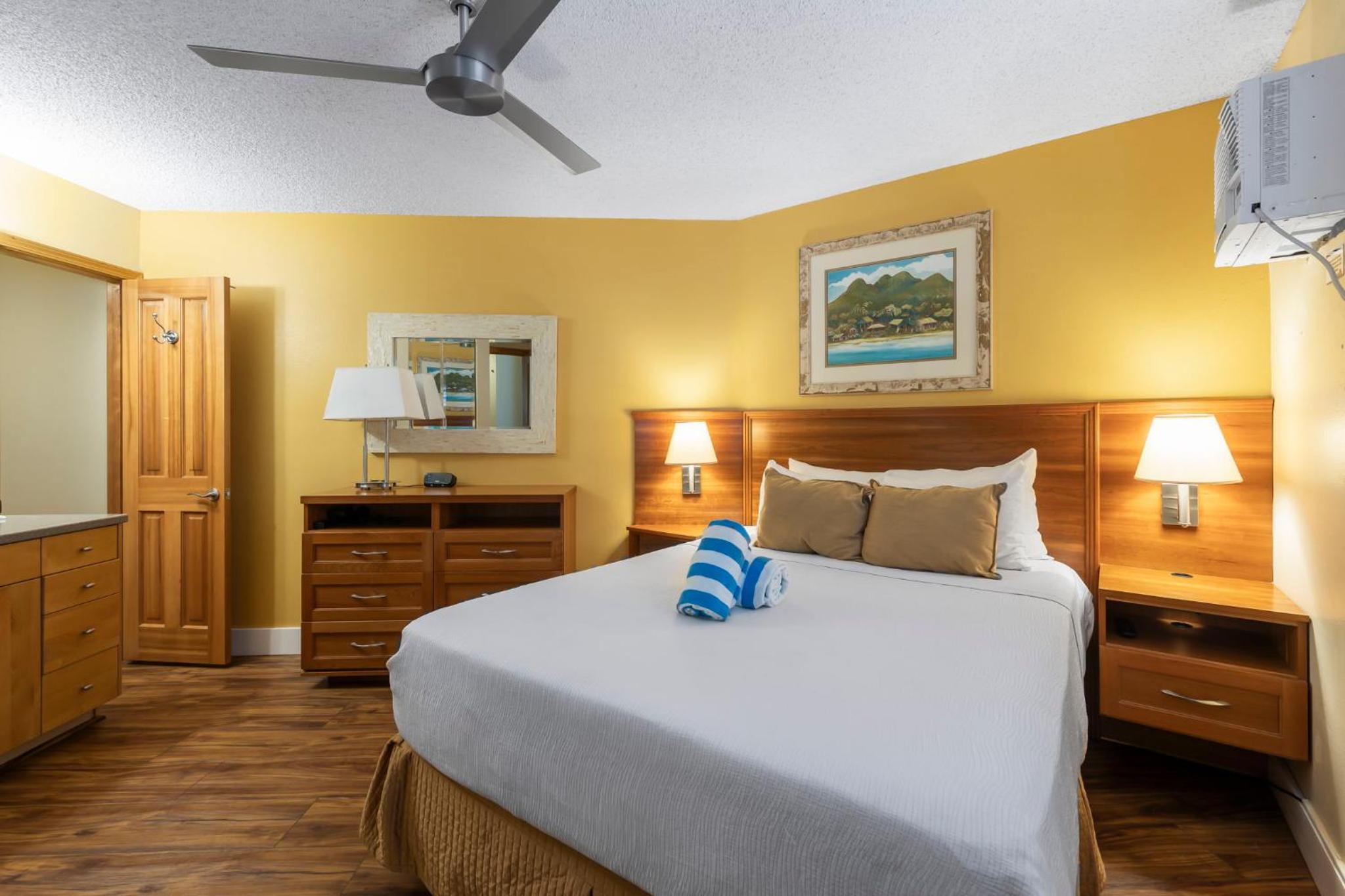 Premium One-Bedroom Apartment with Partial Ocean View photo 1