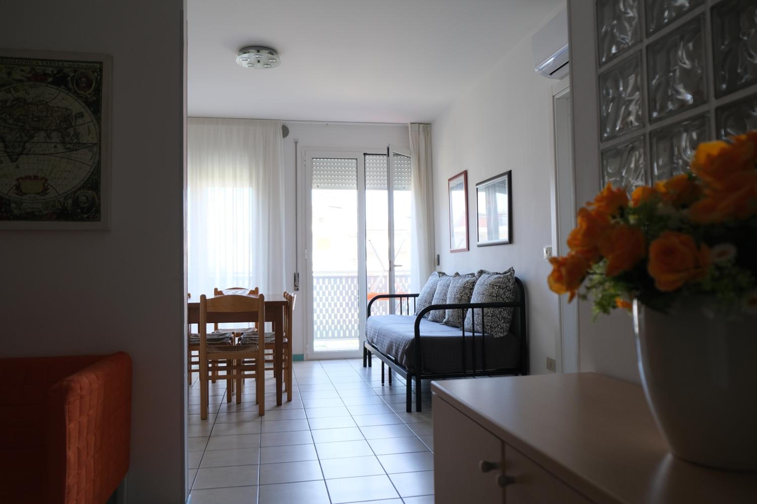 Apartment with Terrace photo 3