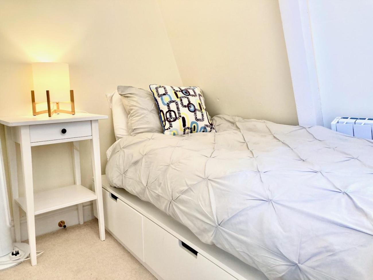 Two-Bedroom Apartment photo 2