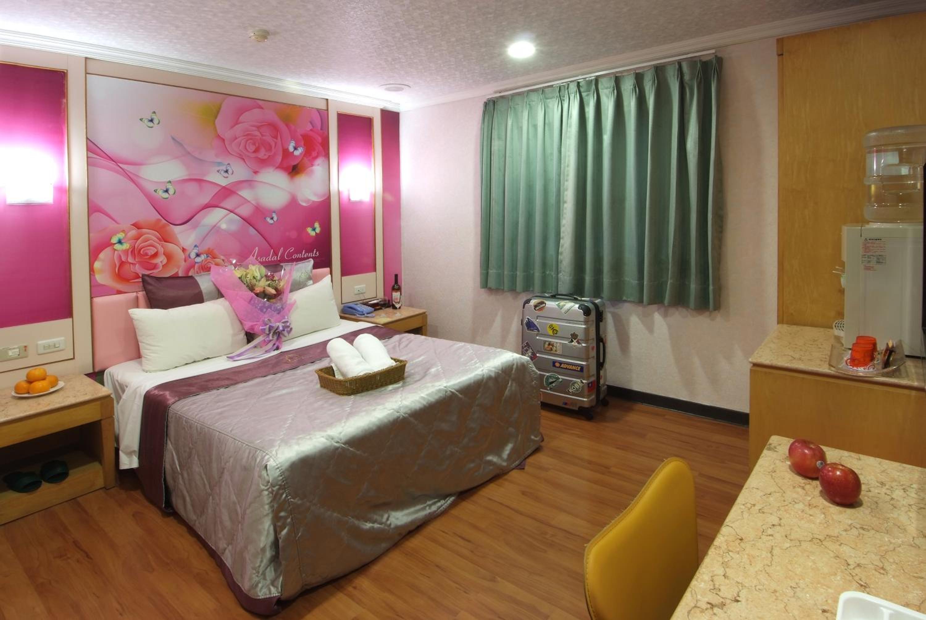 Superior Double Room - No Parking photo 2